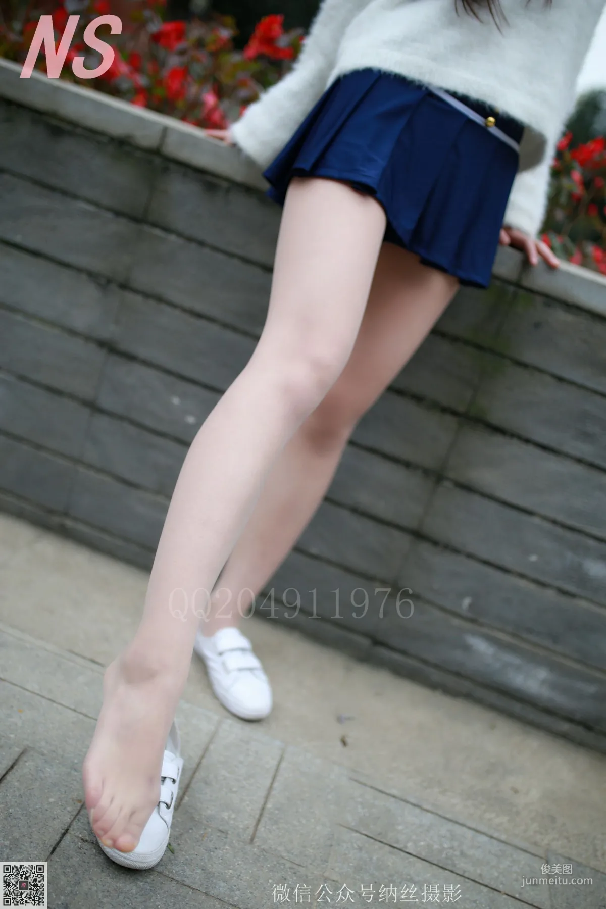 珊珊《超短裙美腿肉丝》 [纳丝摄影] NO.097 写真集22