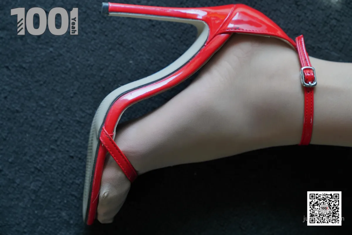 Xi Gua "Concentrated Capsule" Christmas Special [One Thousand and One Nights] Beautiful Legs and Silk Feet Photo Set photo 19
