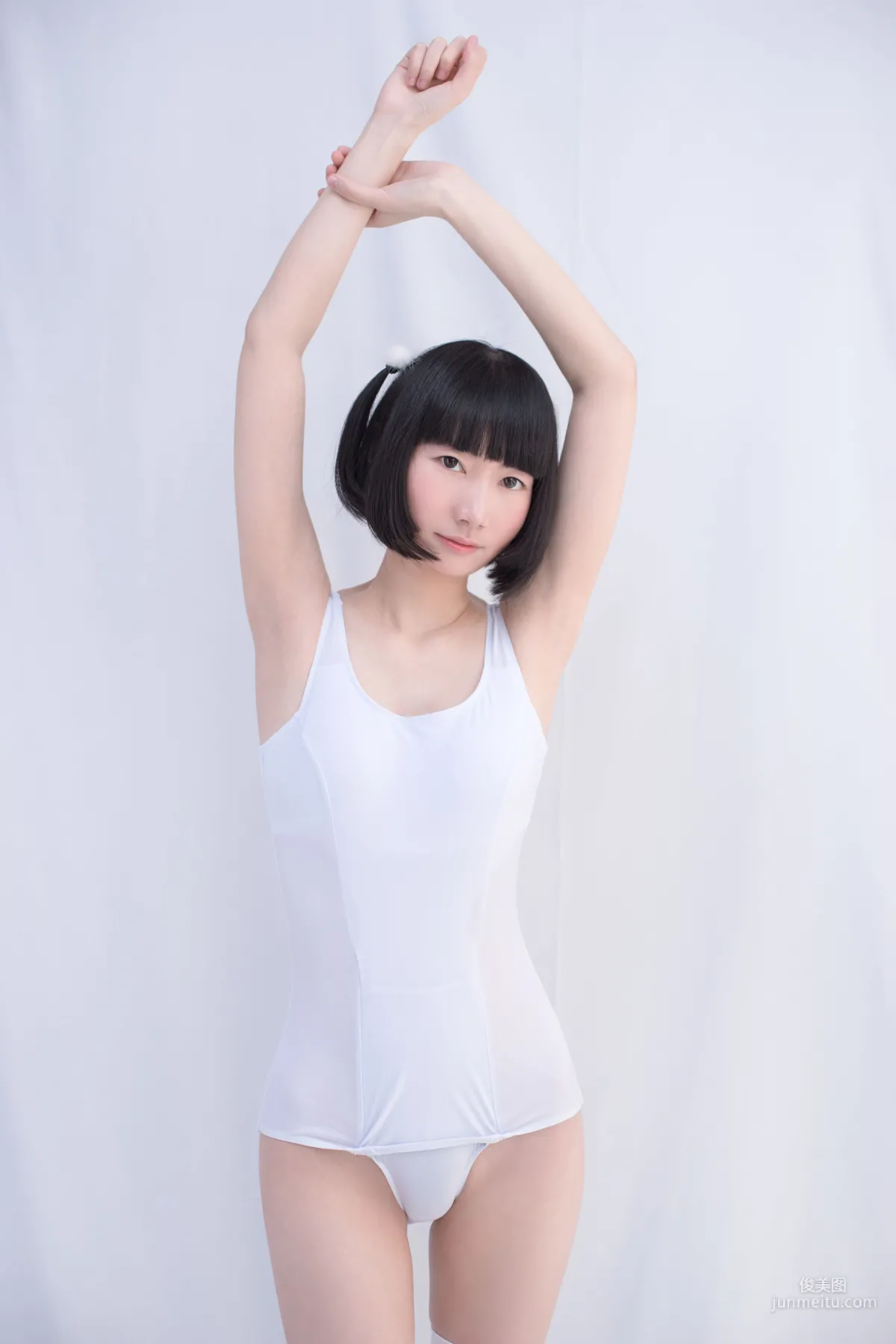《白色纯情丝袜秀》 [轻兰映画] SPL.001 写真集2