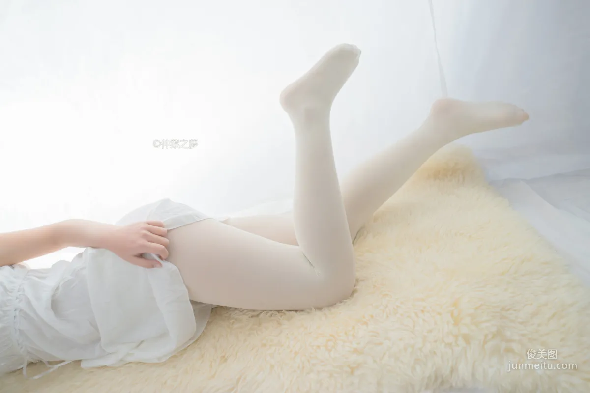 《清纯白吊带裙》 [轻兰映画] Grand.001 写真集57