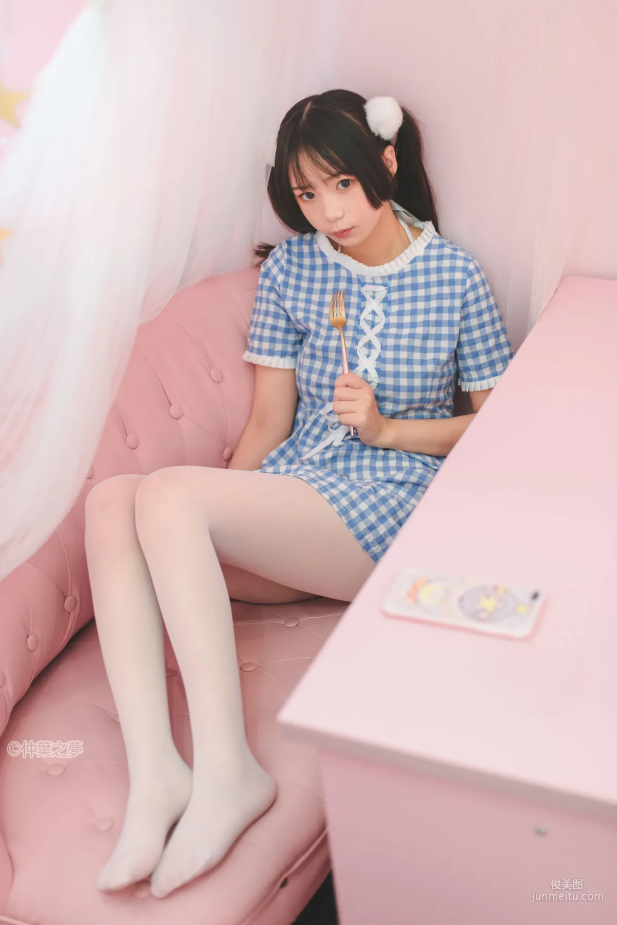 《蓝白格子连衣裙》 [轻兰映画] SPL.010 写真集18