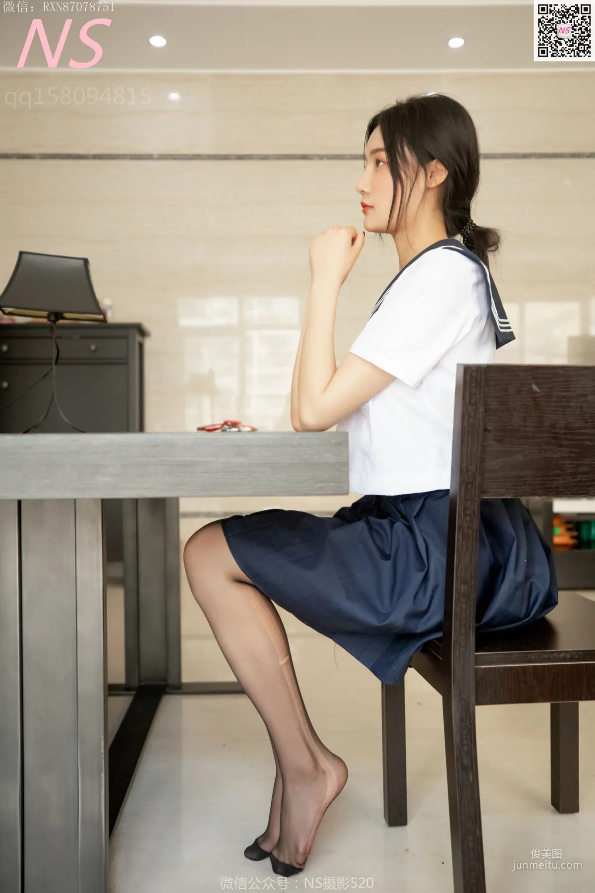 子涵《黑色丝袜的家居生活》 [纳丝摄影] 写真集33