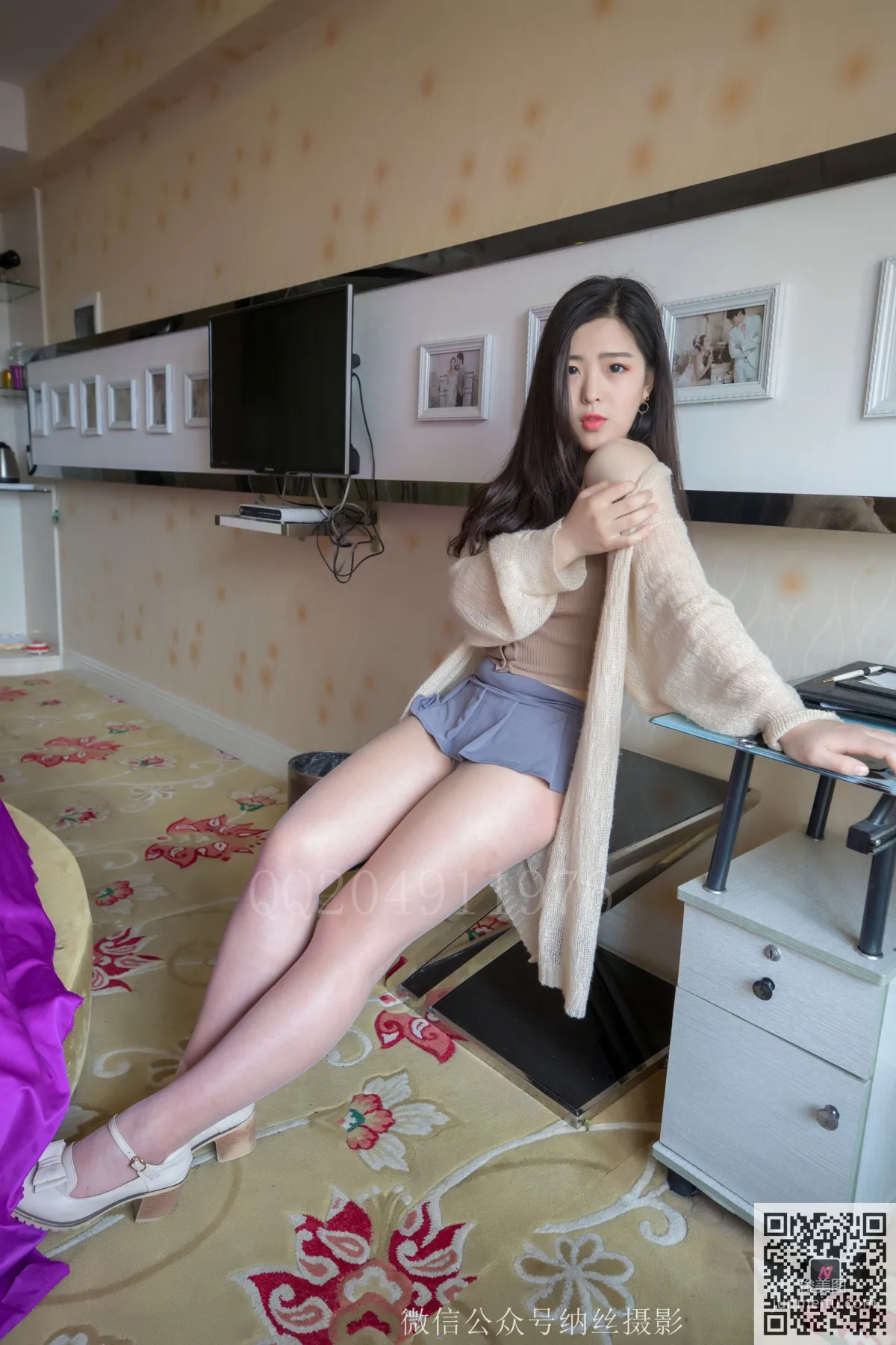 Fan Fan, Meat Stockings and Beautiful Legs on the Round Love Bed [NASI] Photo Set photo 10