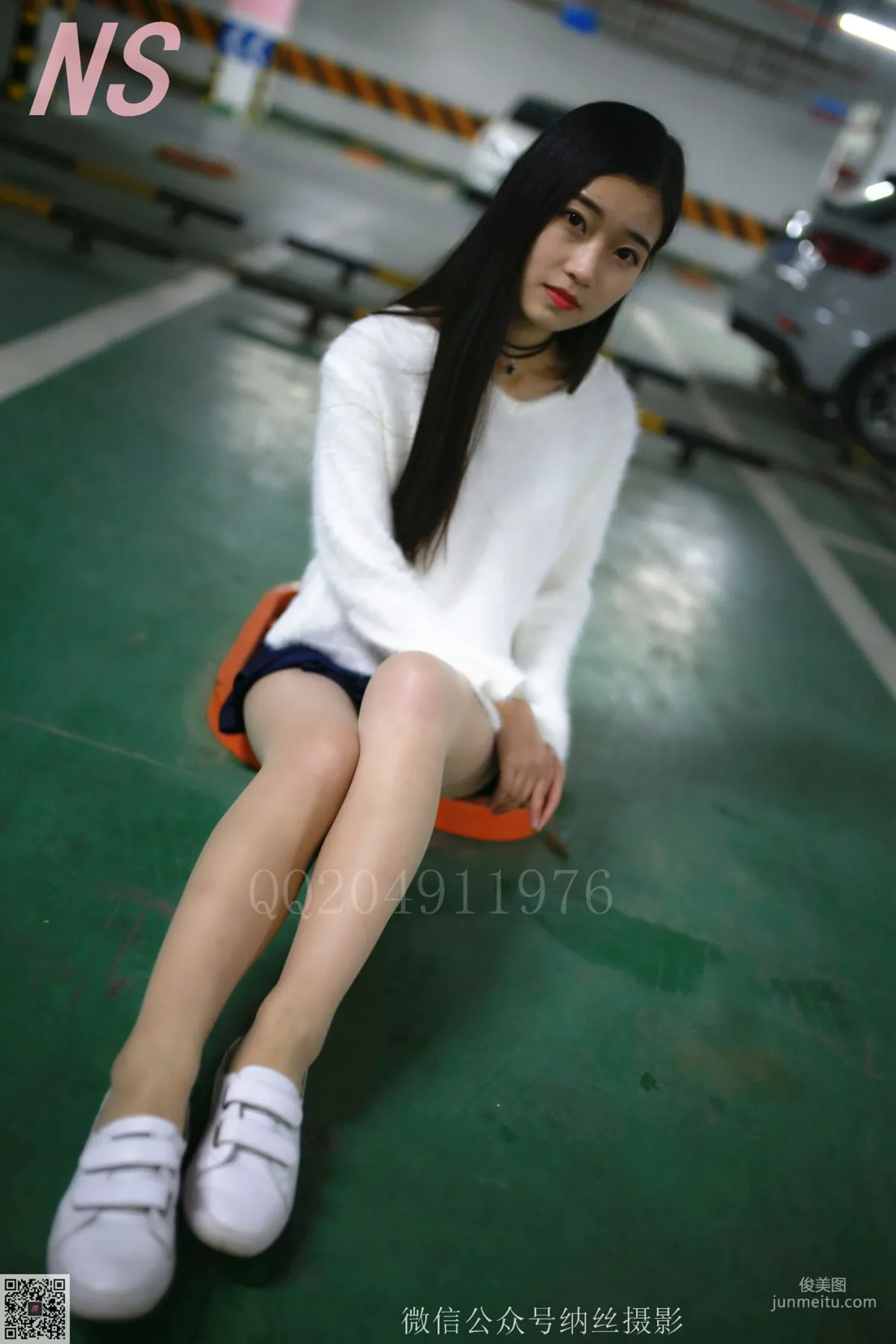 珊珊《超短裙美腿肉丝》 [纳丝摄影] NO.097 写真集66