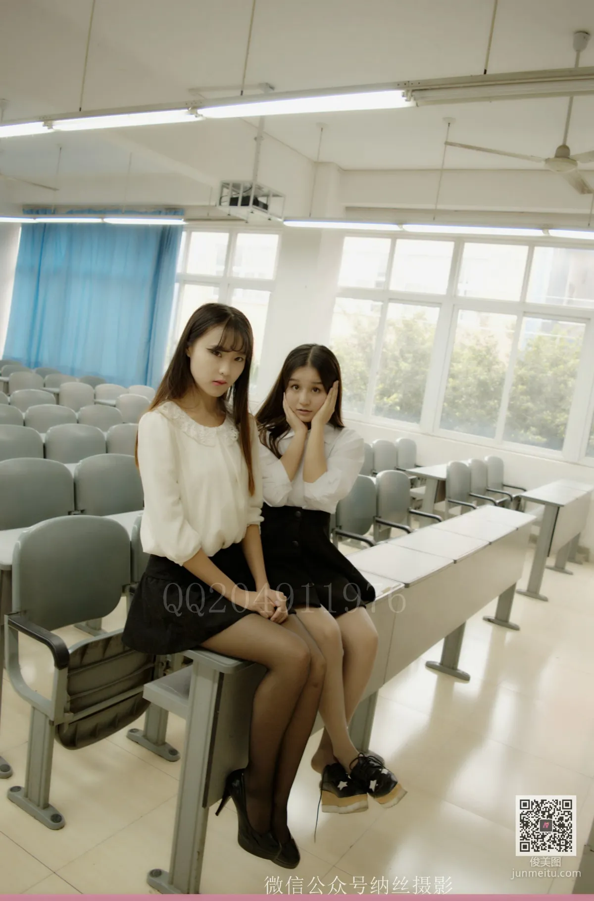 Wu Xueer & Zhang Qi, Black Stockings and Nude Stockings Classroom Ultimate Temptation [NASI] NO.022 Photo Set photo 19