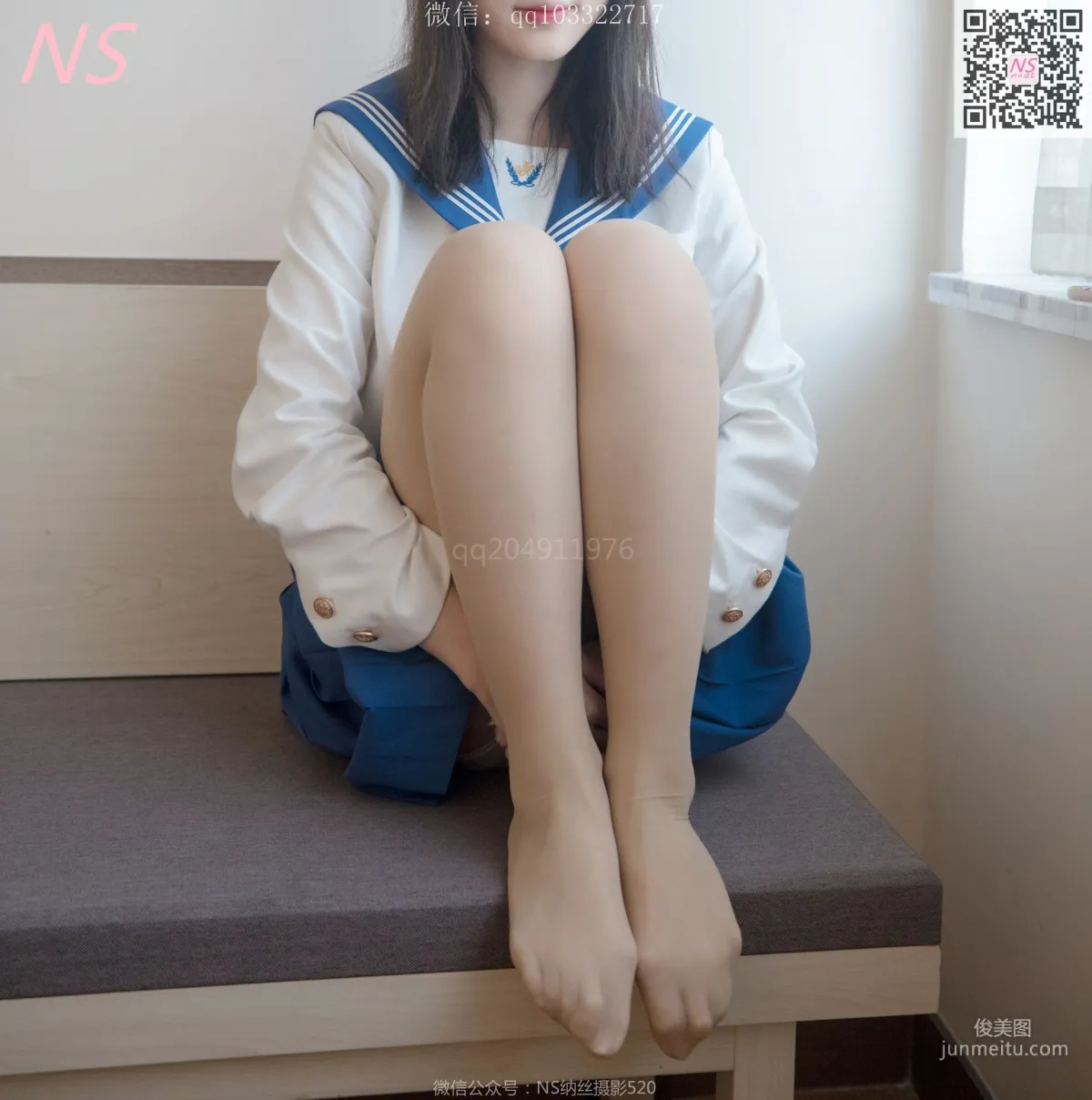 楚楚《楚楚动人的丝袜少女》 [纳丝摄影] 写真集32