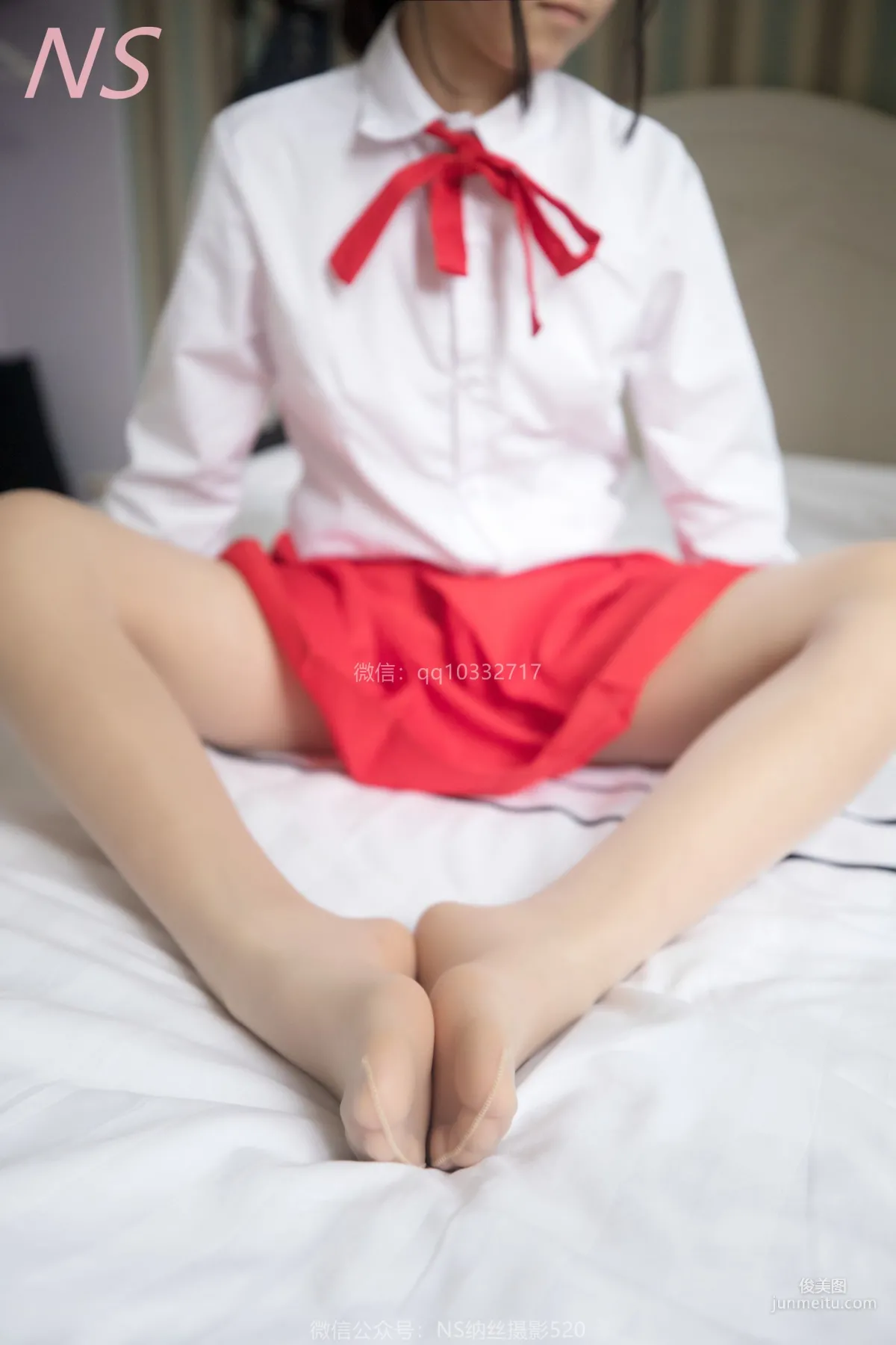 Xiao Li, Red Ultra Short Skirt and Flesh Stockings Temptation [NASI] Photo Set photo 19