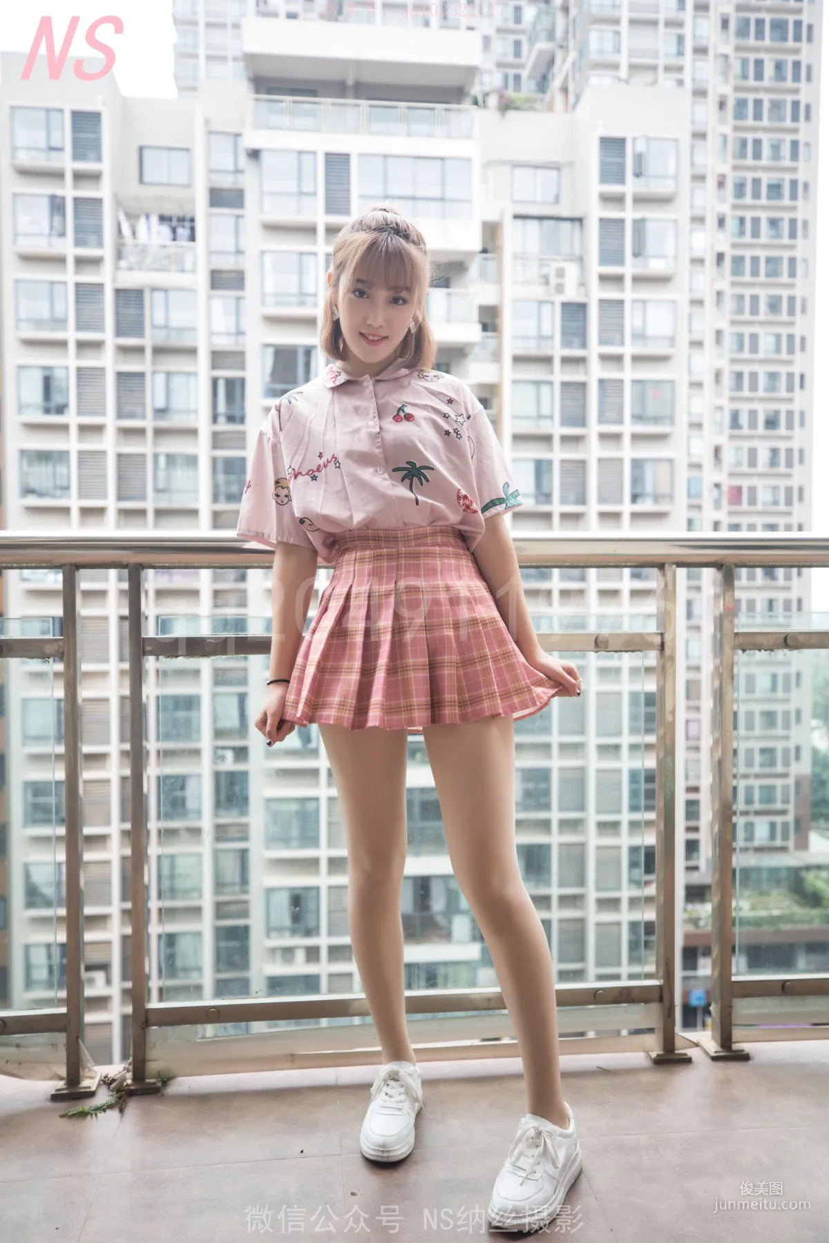 琴子《来我家里啦 丝袜好特殊的》 [纳丝摄影] 写真集1