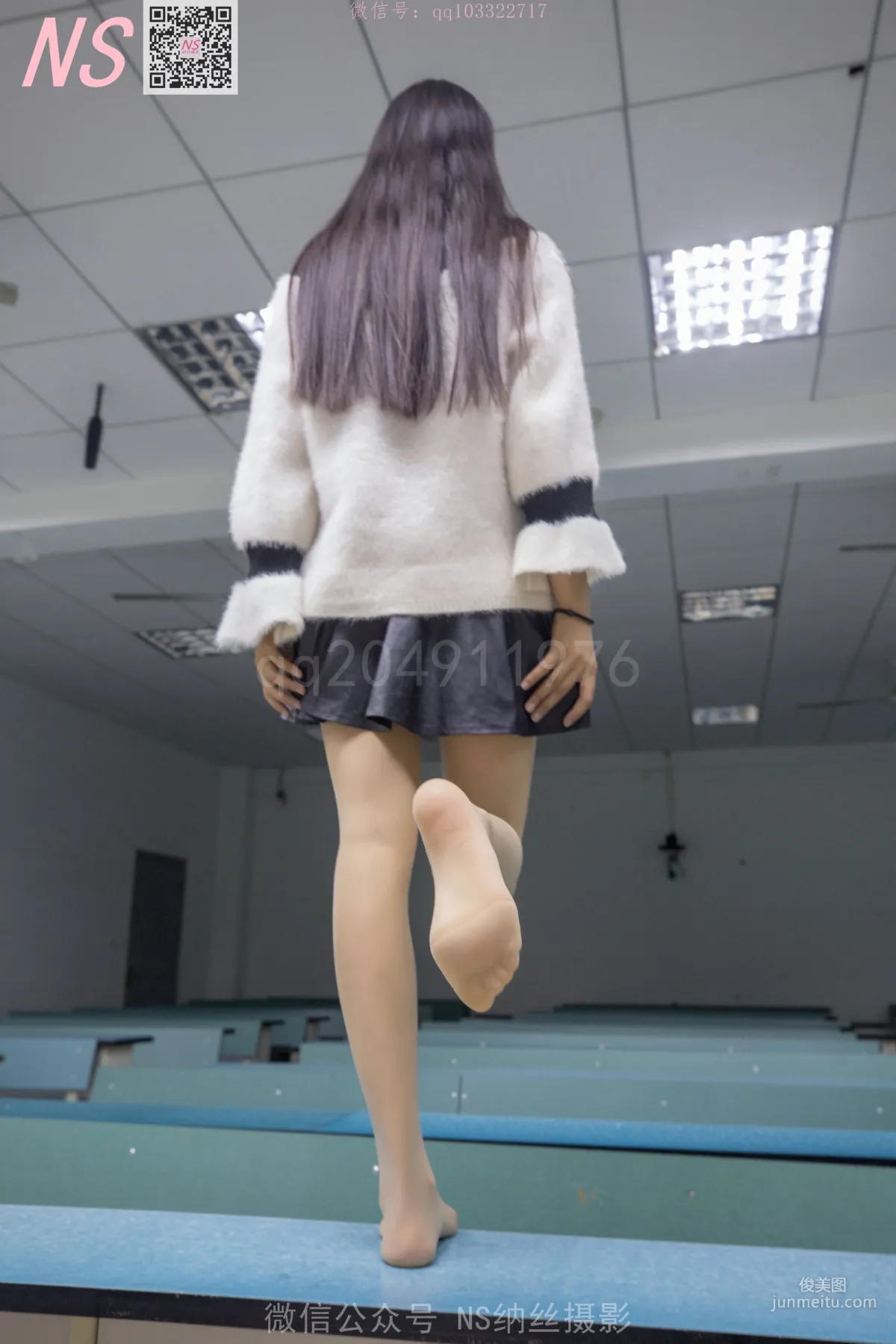 雨佳《丝袜学记》 [纳丝摄影] 写真集45