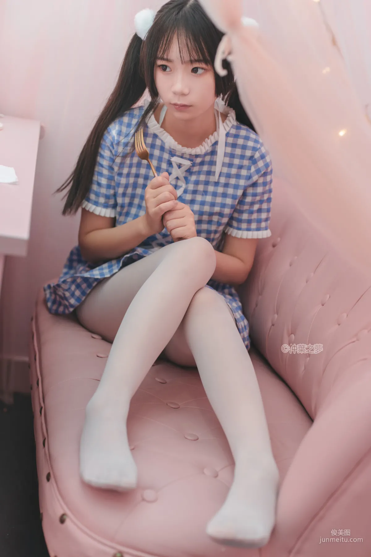 《蓝白格子连衣裙》 [轻兰映画] SPL.010 写真集16