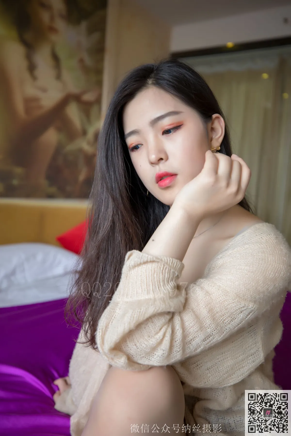 Fan Fan, Meat Stockings and Beautiful Legs on the Round Love Bed [NASI] Photo Set photo 13
