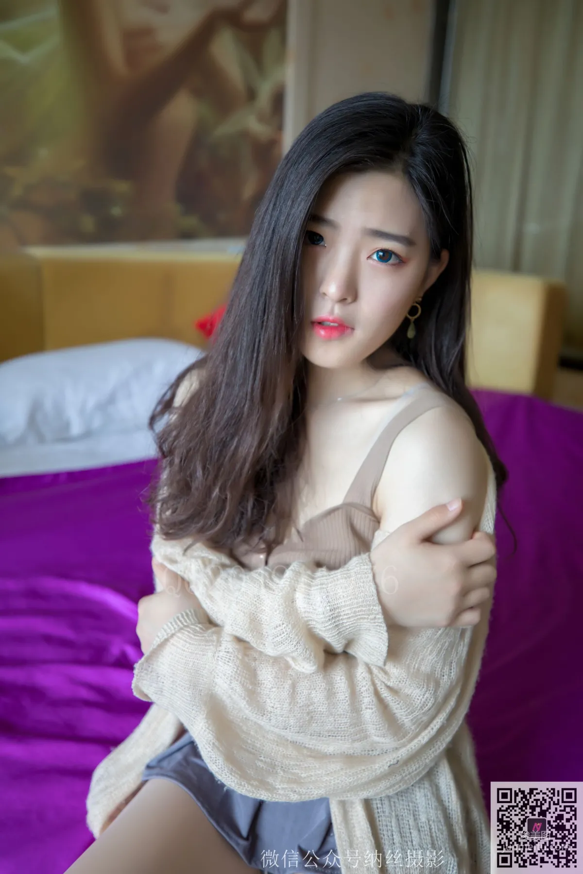 Fan Fan, Meat Stockings and Beautiful Legs on the Round Love Bed [NASI] Photo Set photo 14