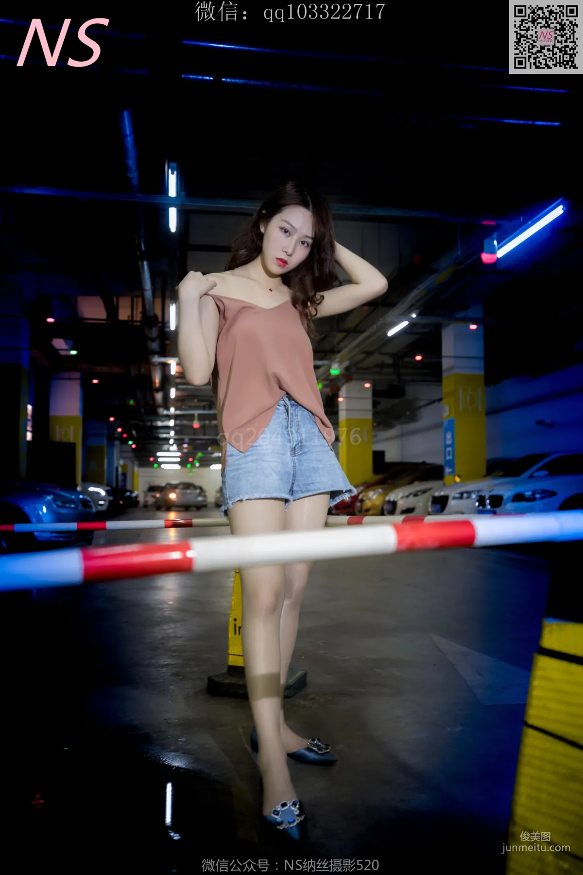 小朱茵《地下车库的丝袜美腿女郎》 [纳丝摄影] 写真集60