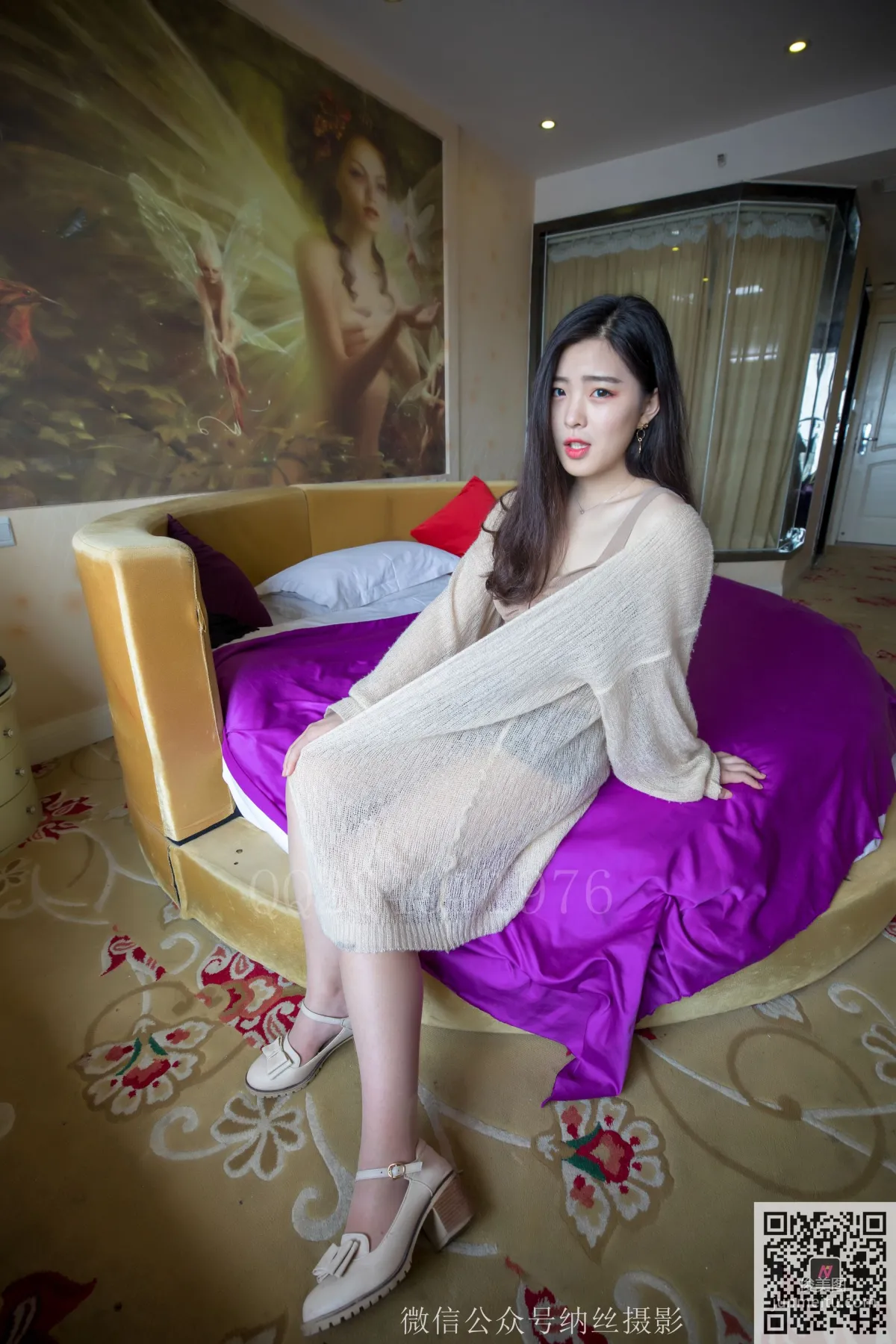 Fan Fan, Meat Stockings and Beautiful Legs on the Round Love Bed [NASI] Photo Set photo 15