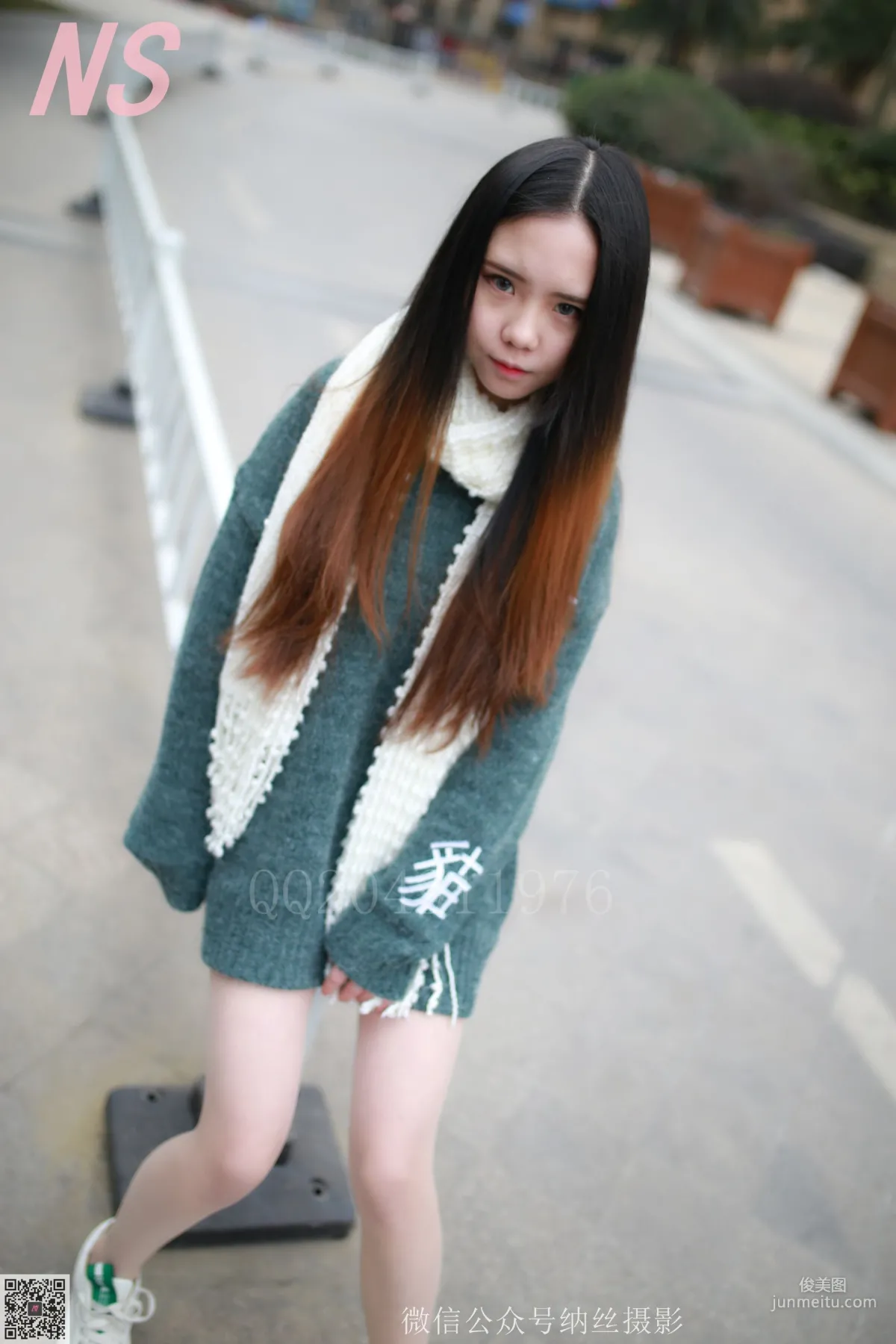 小師妹《撕絲襪的妹子》 [納絲攝影] 寫真集 9