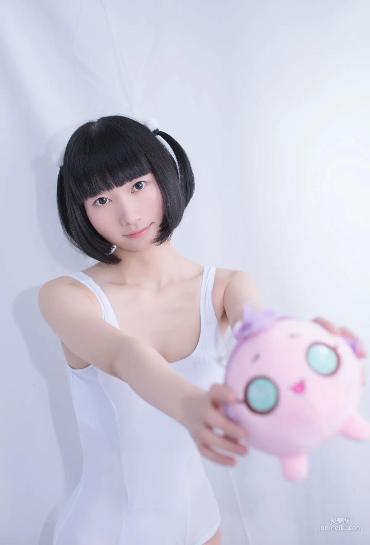 《白色纯情丝袜秀》 [轻兰映画] SPL.001 写真集3