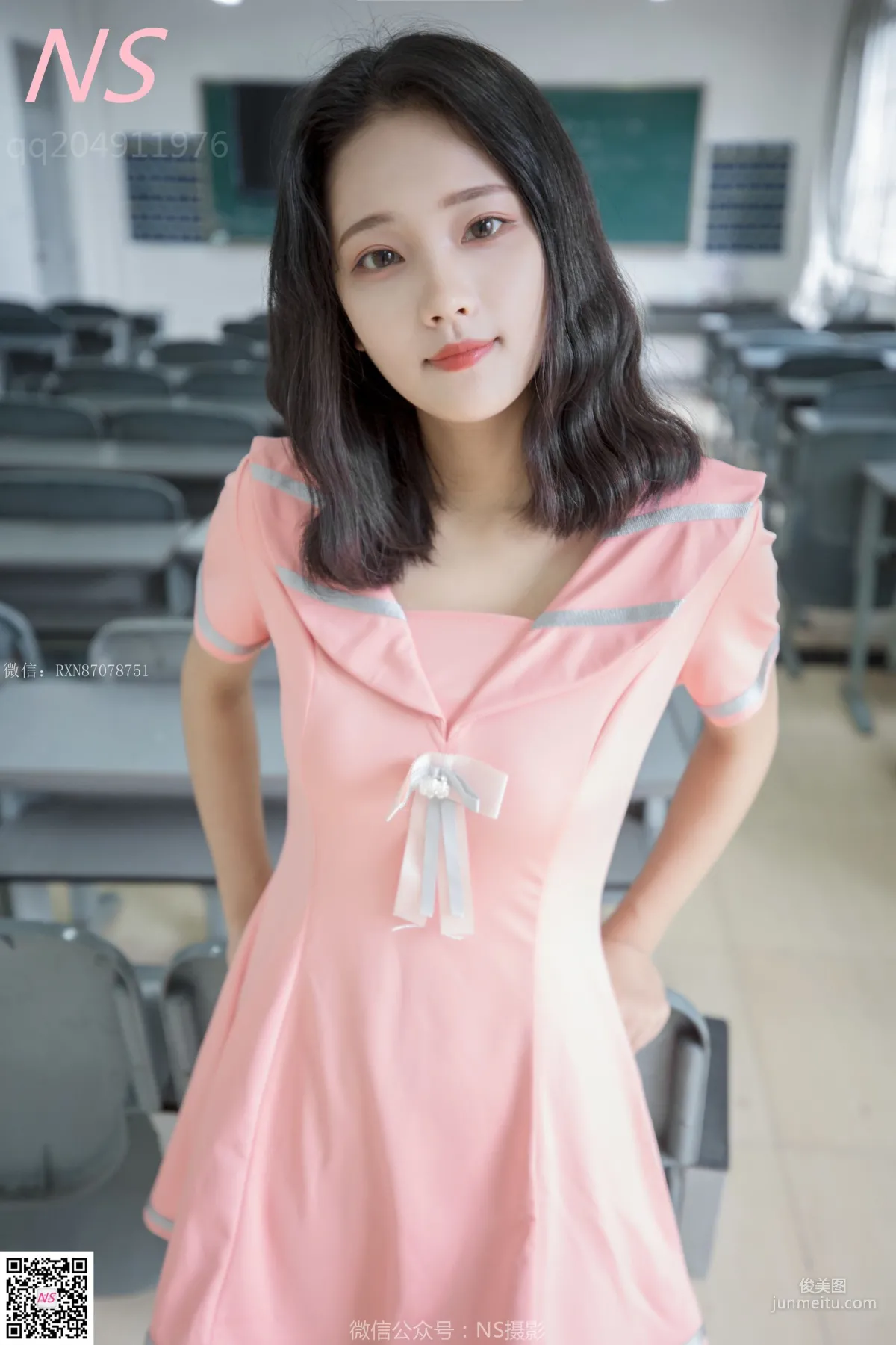 小蝴蝶《纯纯的丝袜帆布鞋》 [纳丝摄影] 写真集15