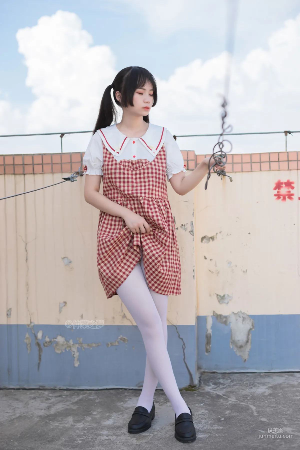 《白丝格子连衣裙》 [轻兰映画] SPL.009 写真集5