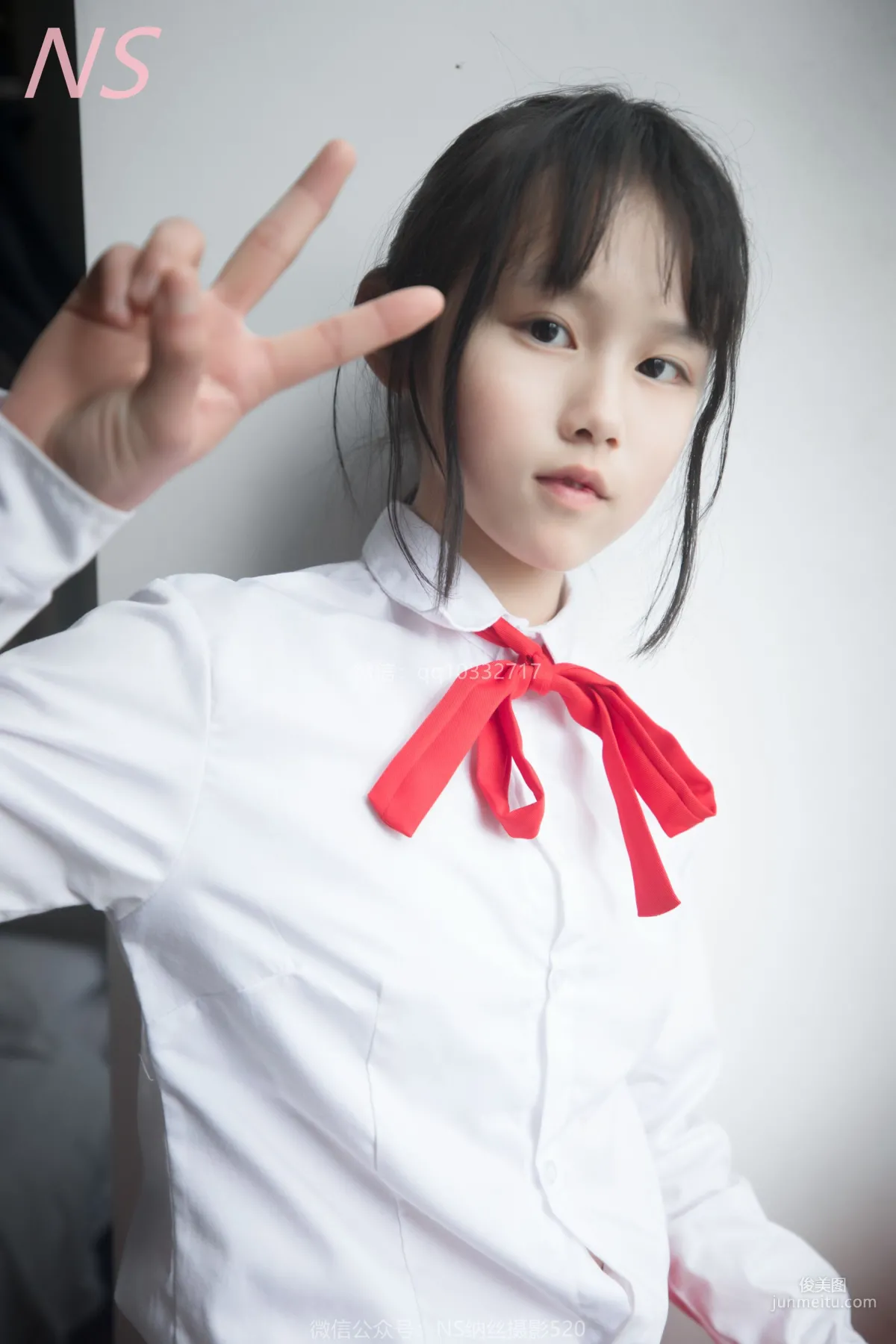 Xiao Li, Red Ultra Short Skirt and Flesh Stockings Temptation [NASI] Photo Set photo 6
