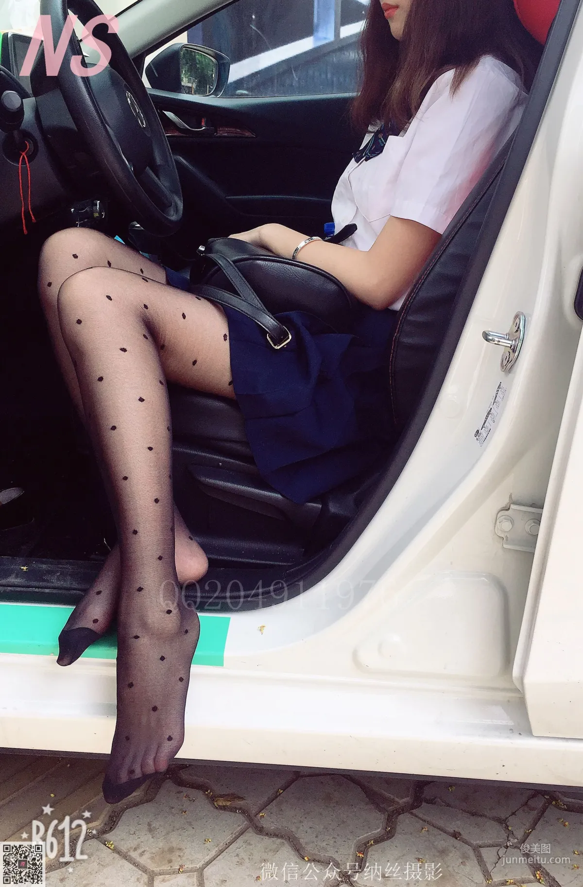 Wen Wen, OL Black Polka Dot Stockings [NASI] NO.057 Photo Set photo 13