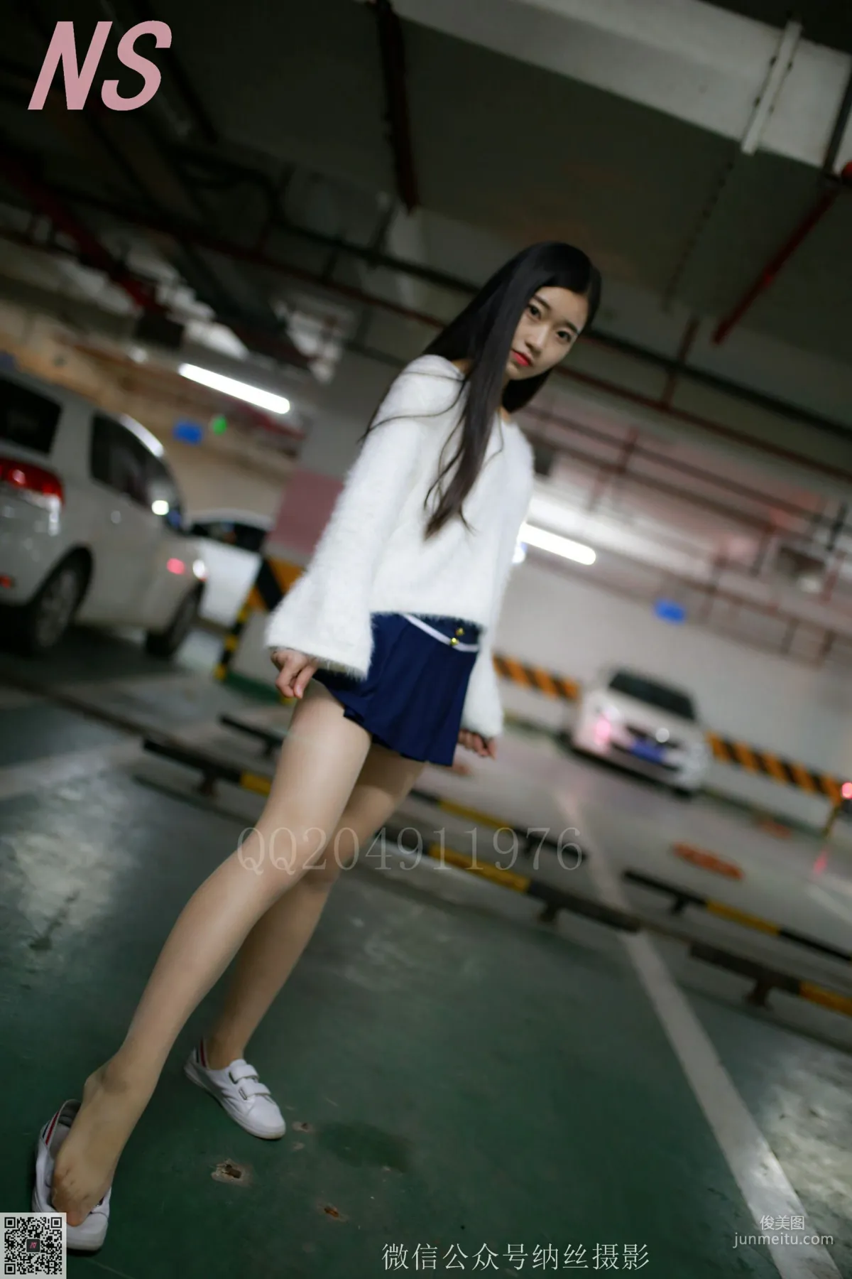 珊珊《超短裙美腿肉丝》 [纳丝摄影] NO.097 写真集61