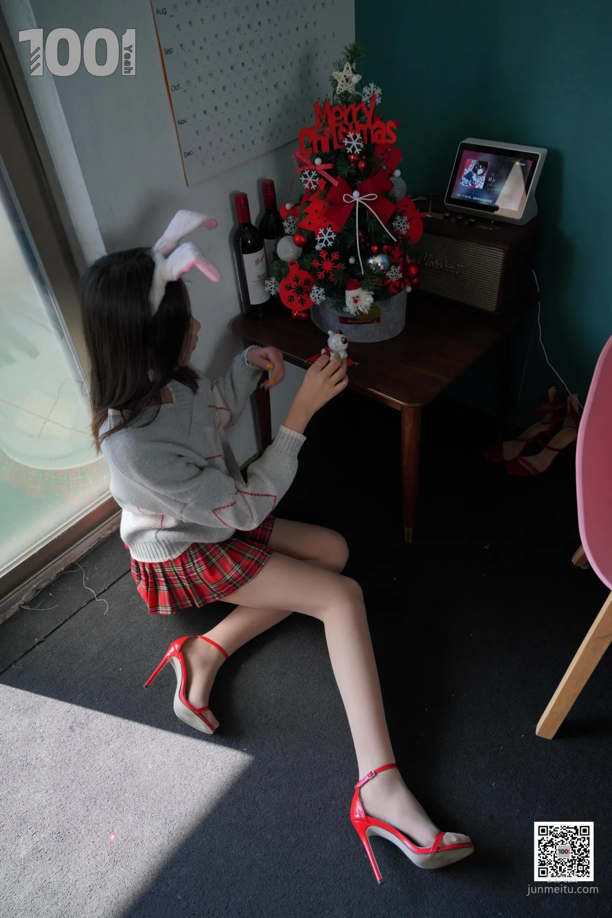 Xi Gua "Concentrated Capsule" Christmas Special [One Thousand and One Nights] Beautiful Legs and Silk Feet Photo Set photo 15