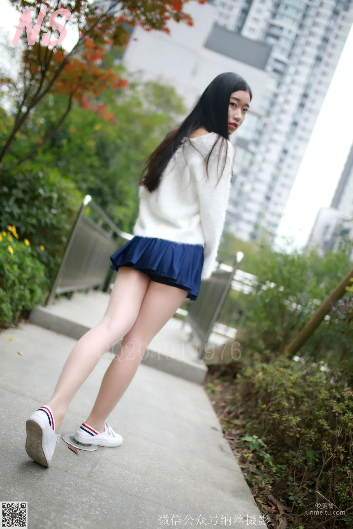 珊珊《超短裙美腿肉丝》 [纳丝摄影] NO.097 写真集25