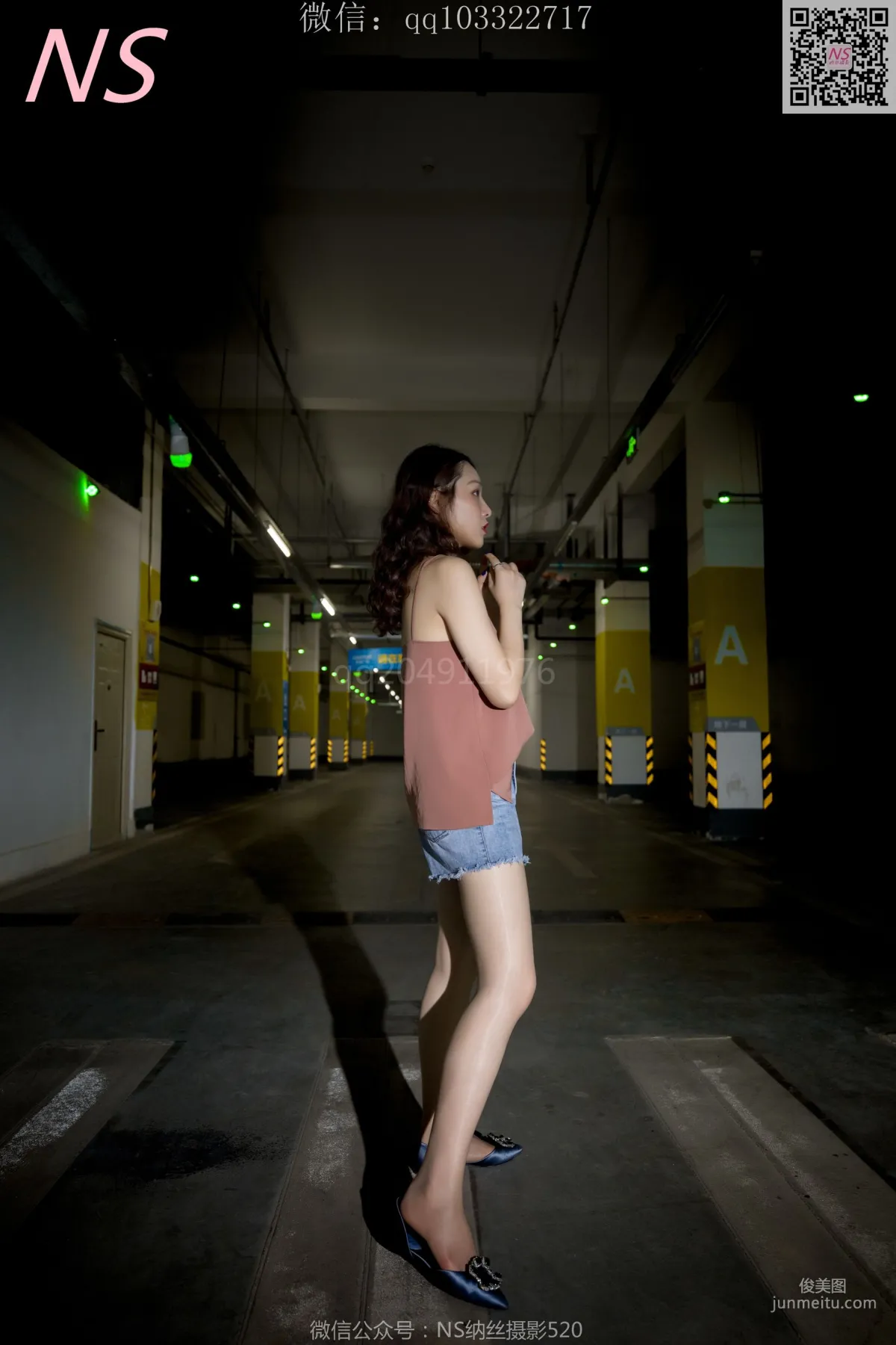 小朱茵《地下车库的丝袜美腿女郎》 [纳丝摄影] 写真集11