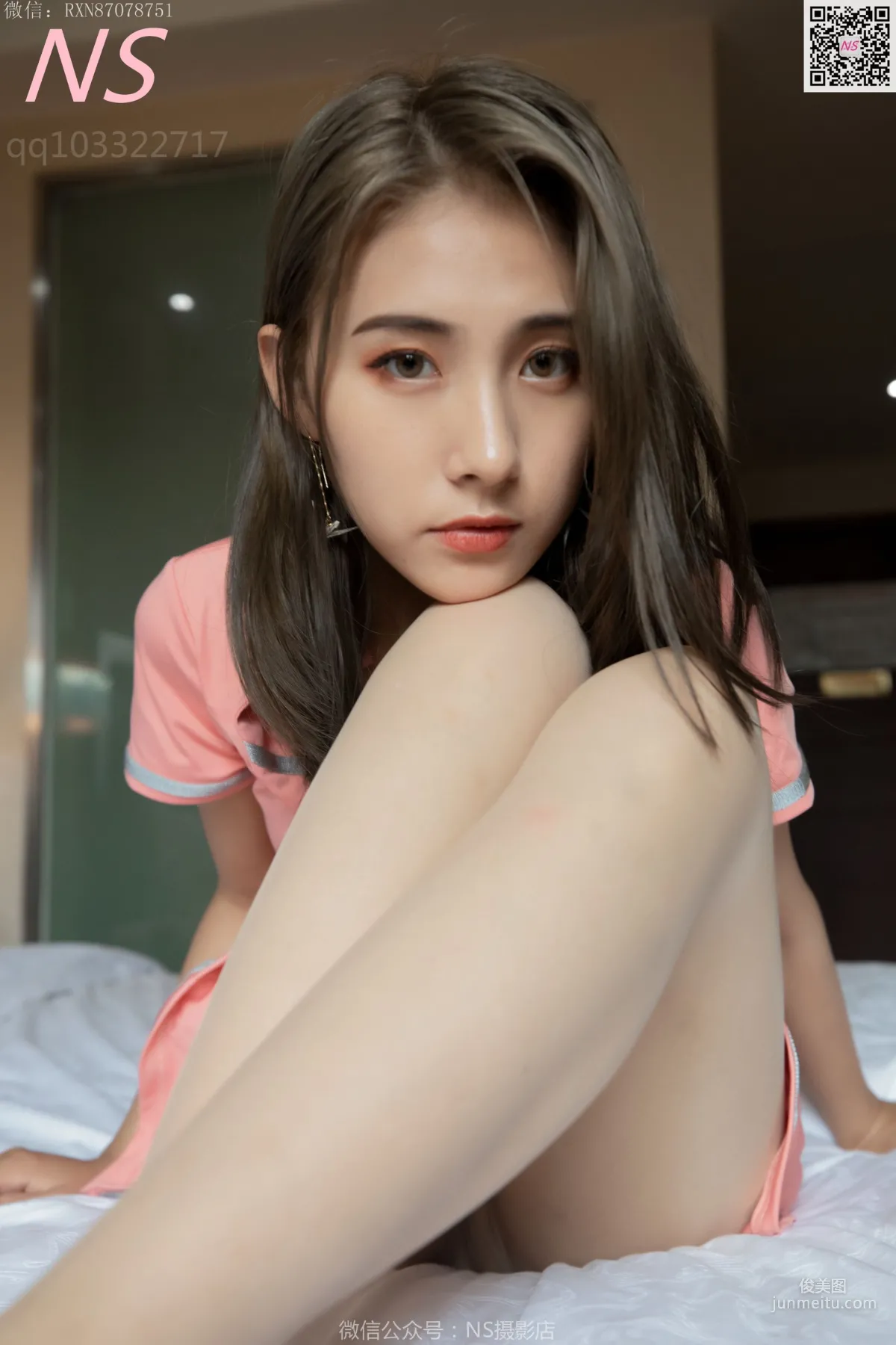 小允儿《明星脸丝袜美腿》 [纳丝摄影] 写真集36