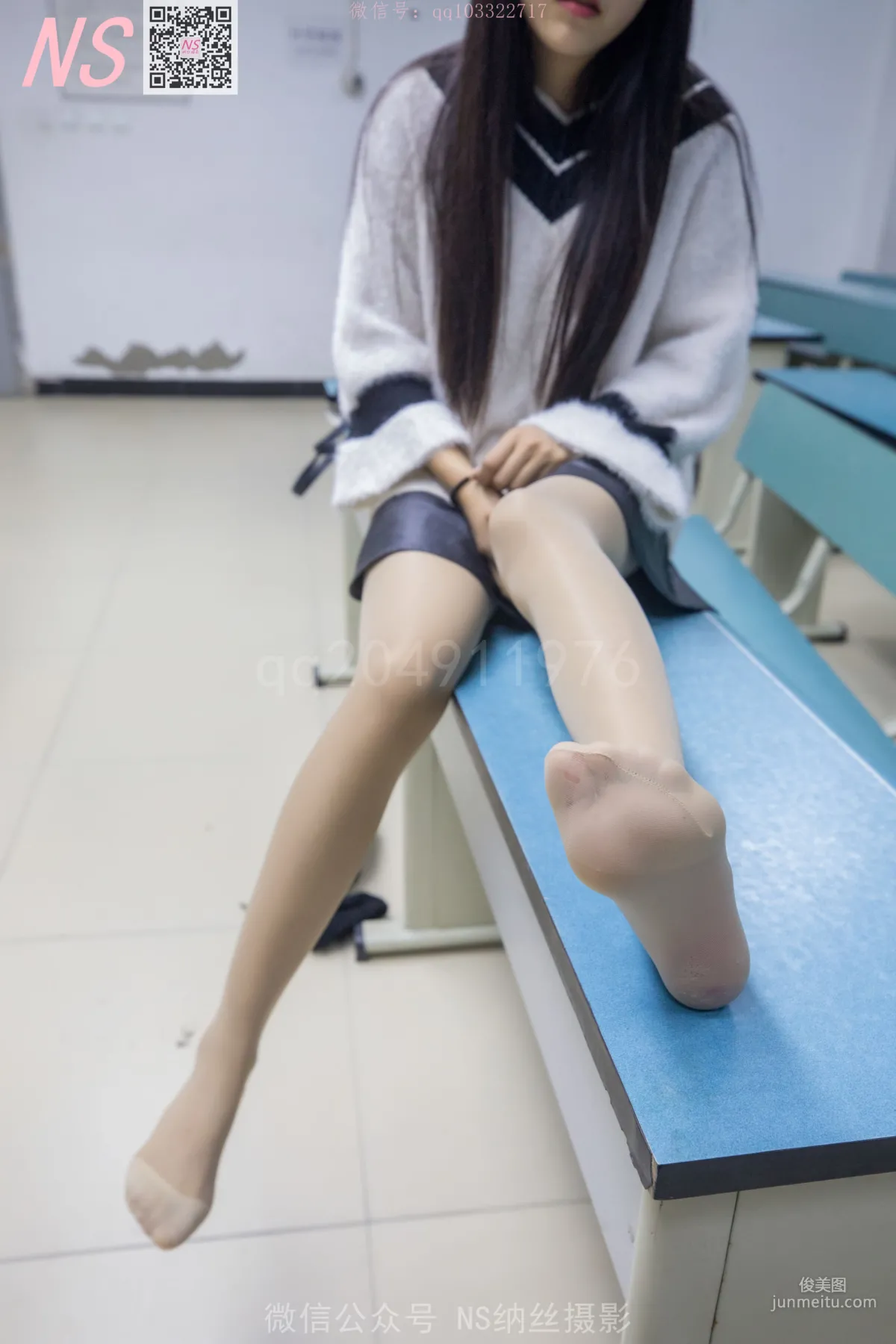 雨佳《丝袜学记》 [纳丝摄影] 写真集32