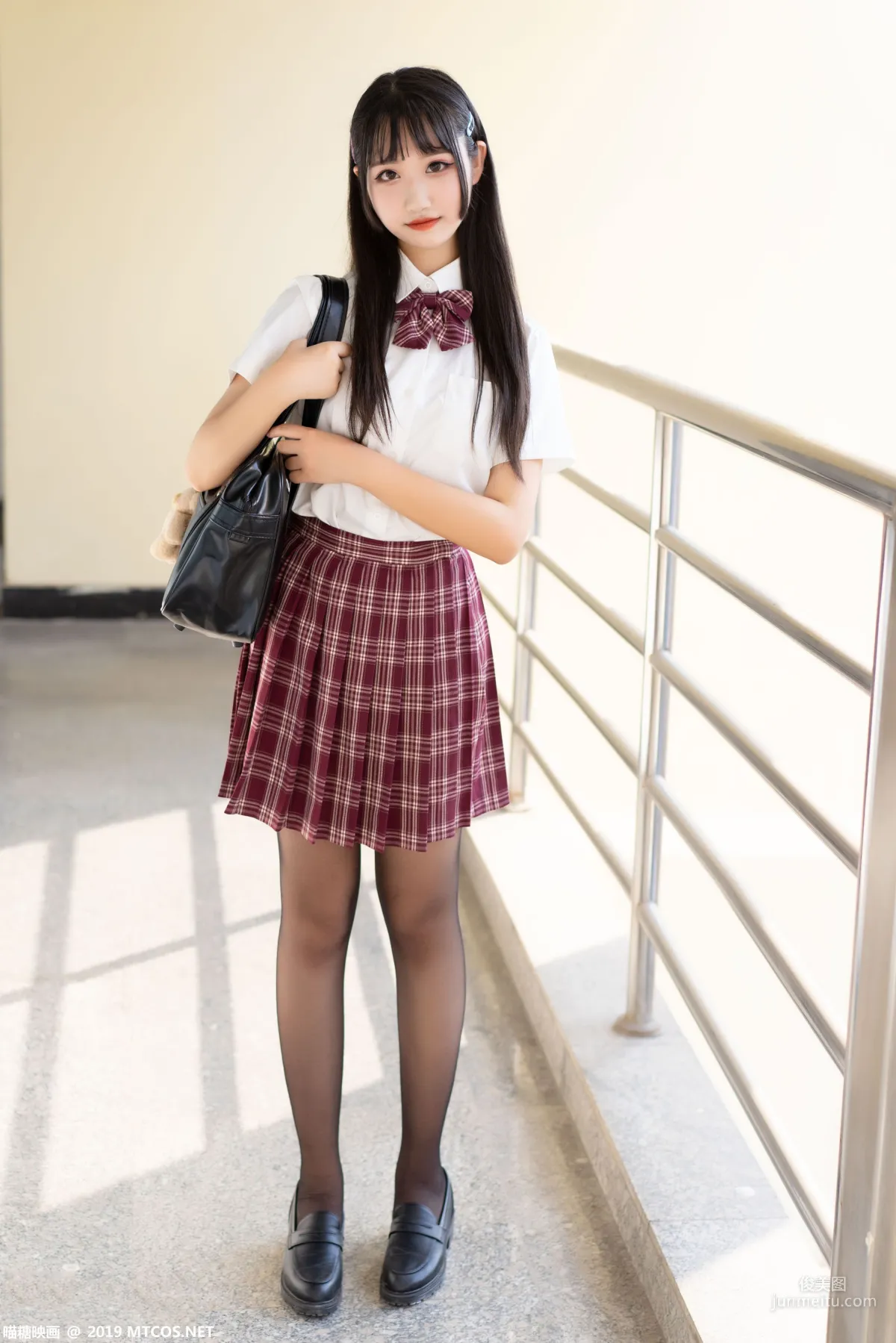 《长发JK萌妹》 [喵糖映画] VOL.023 写真集5