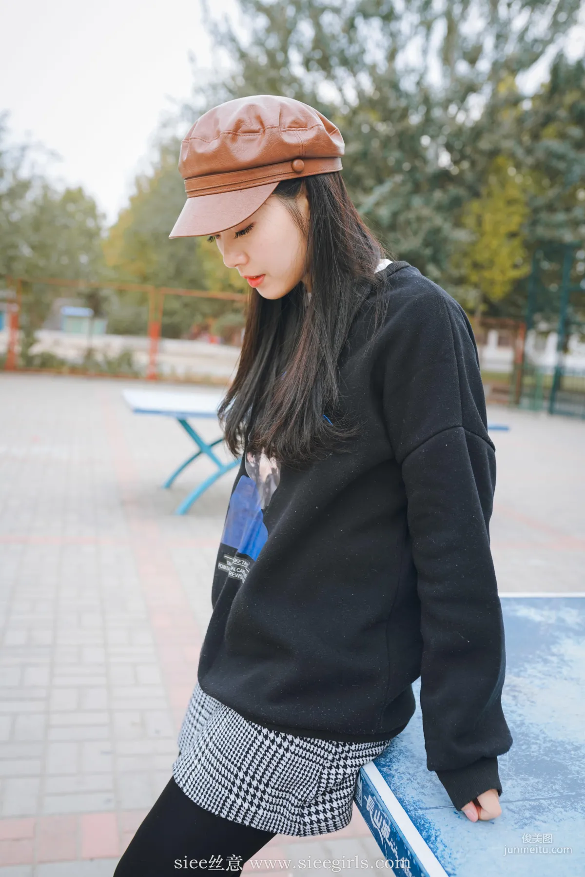 Xiong Xiong, Romantic Senior, [SIEE] No.383 Photo Set photo 2