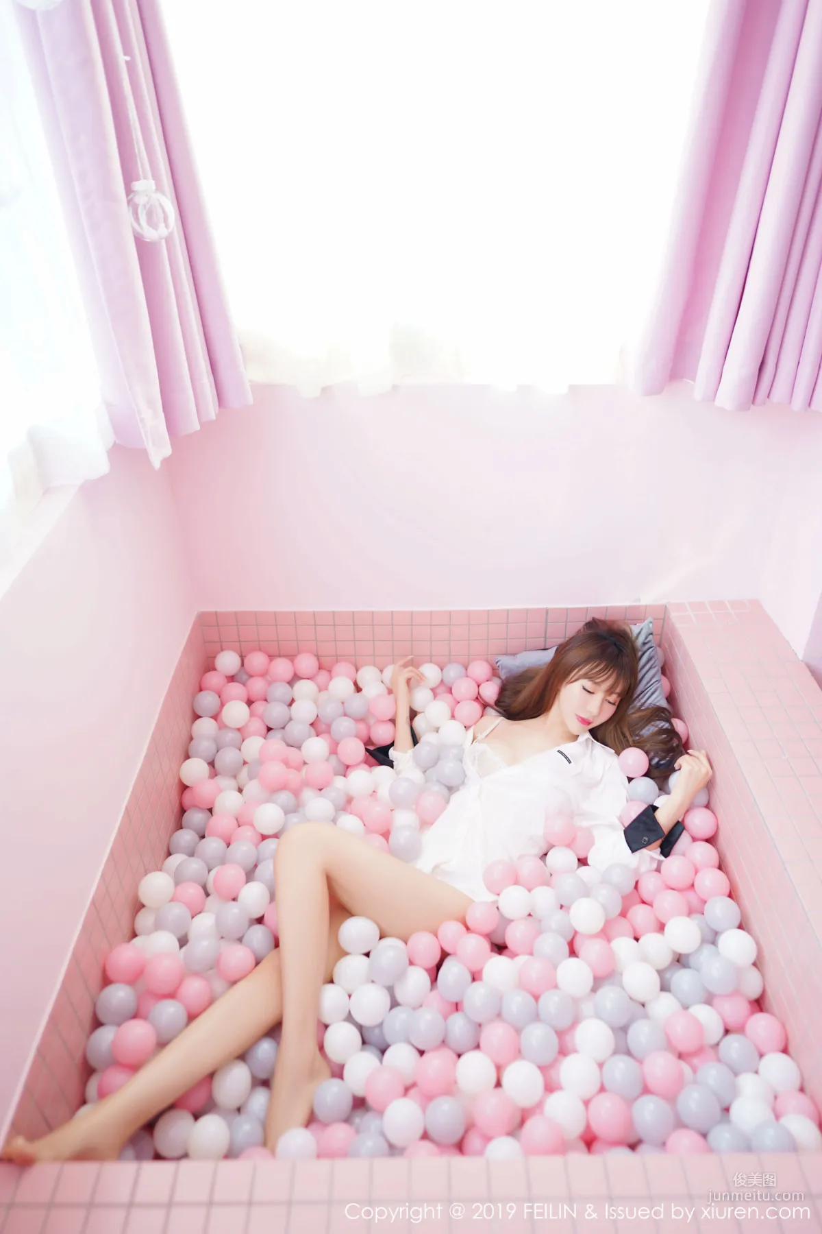 Cheng Zi, Sweet and Beautiful, Slender and Graceful Beauty [FeiLin] VOL.214 Photo Set photo 6