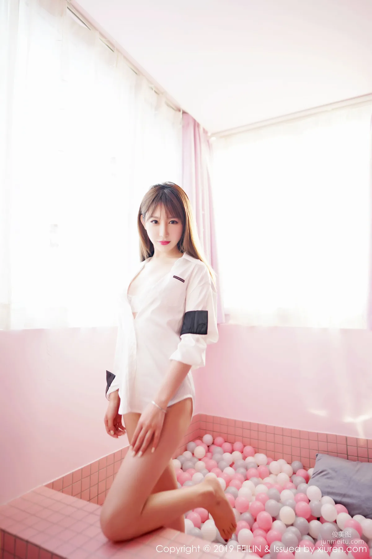 Cheng Zi, Sweet and Beautiful, Slender and Graceful Beauty [FeiLin] VOL.214 Photo Set photo 19