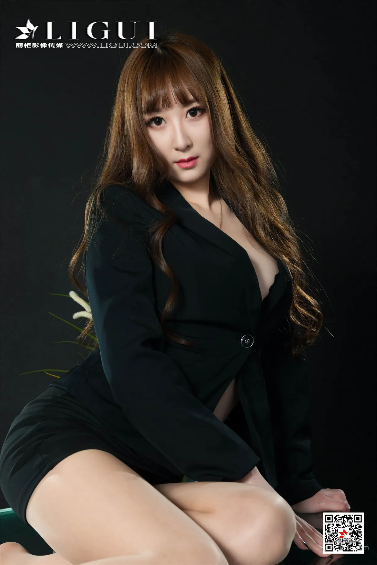 腿模焦焦《肉丝高跟OL美腿》 [丽柜Ligui] 写真集19