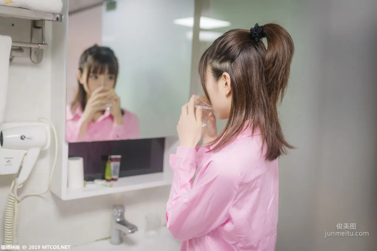 《男友的襯衣》 [喵糖映畫] VOL.022 寫真集 2
