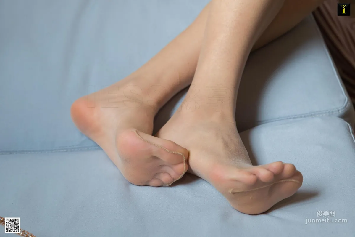Xiao Xiao, Beautiful Feet and Snake-Shaped Sandals, [IESS] Legs and Feet Photo Set photo 61