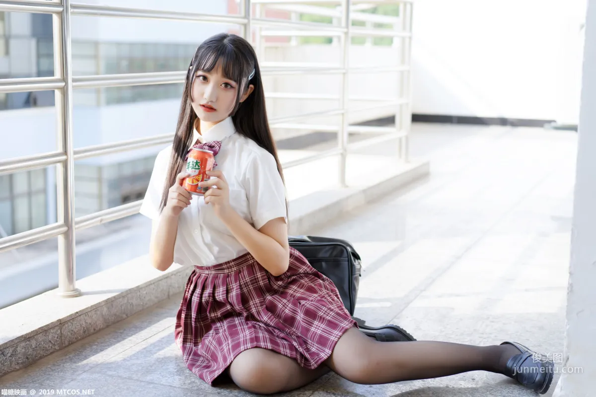 《长发JK萌妹》 [喵糖映画] VOL.023 写真集3