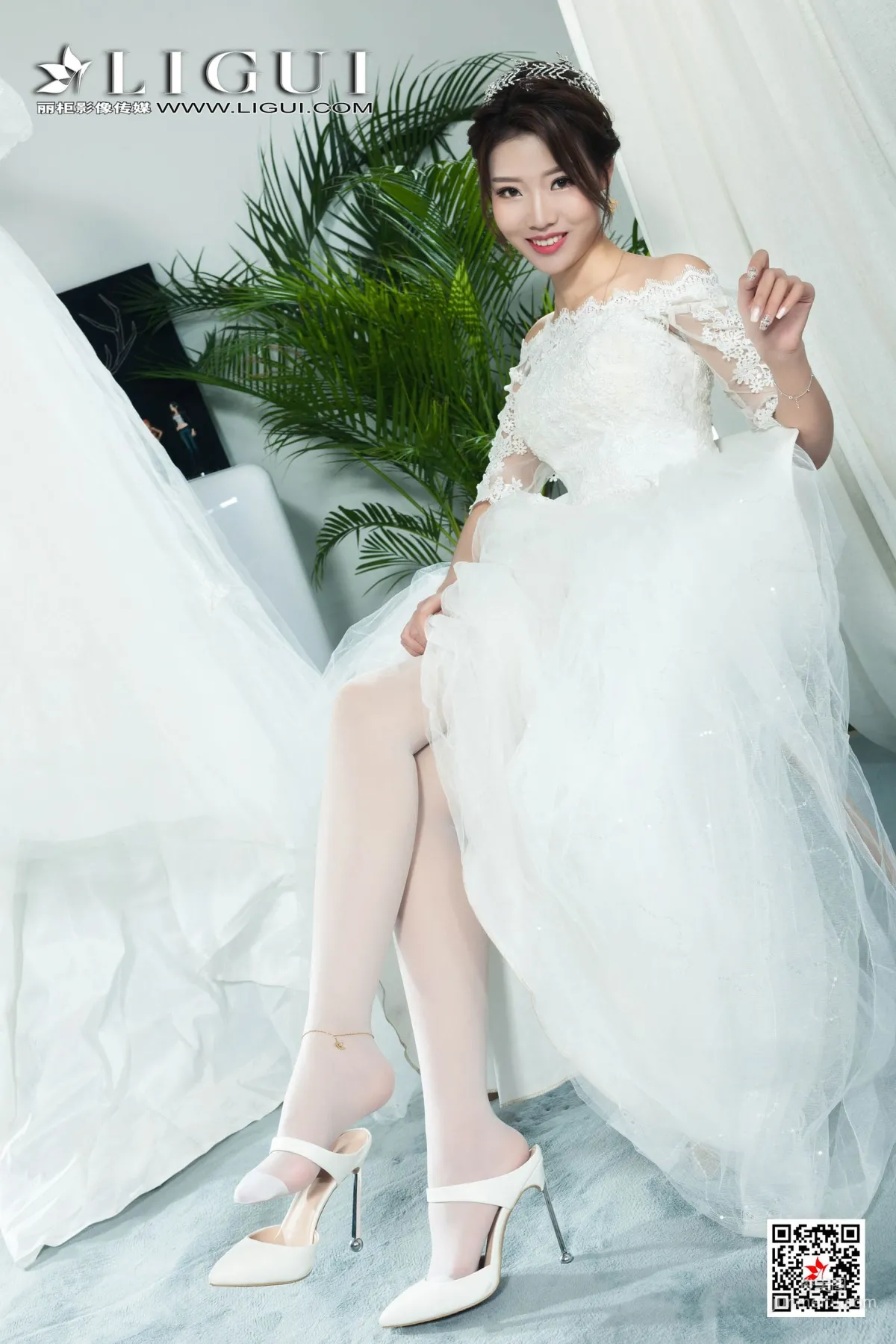 鐘情《白絲婚紗新娘》 [麗櫃Ligui] 寫真集 13