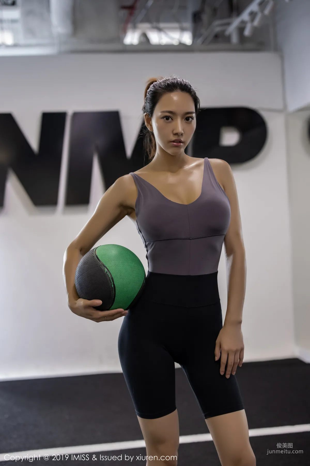 Yan Er, Gym Sports Style Series [IMISS] Vol.396 Photo Set photo 19
