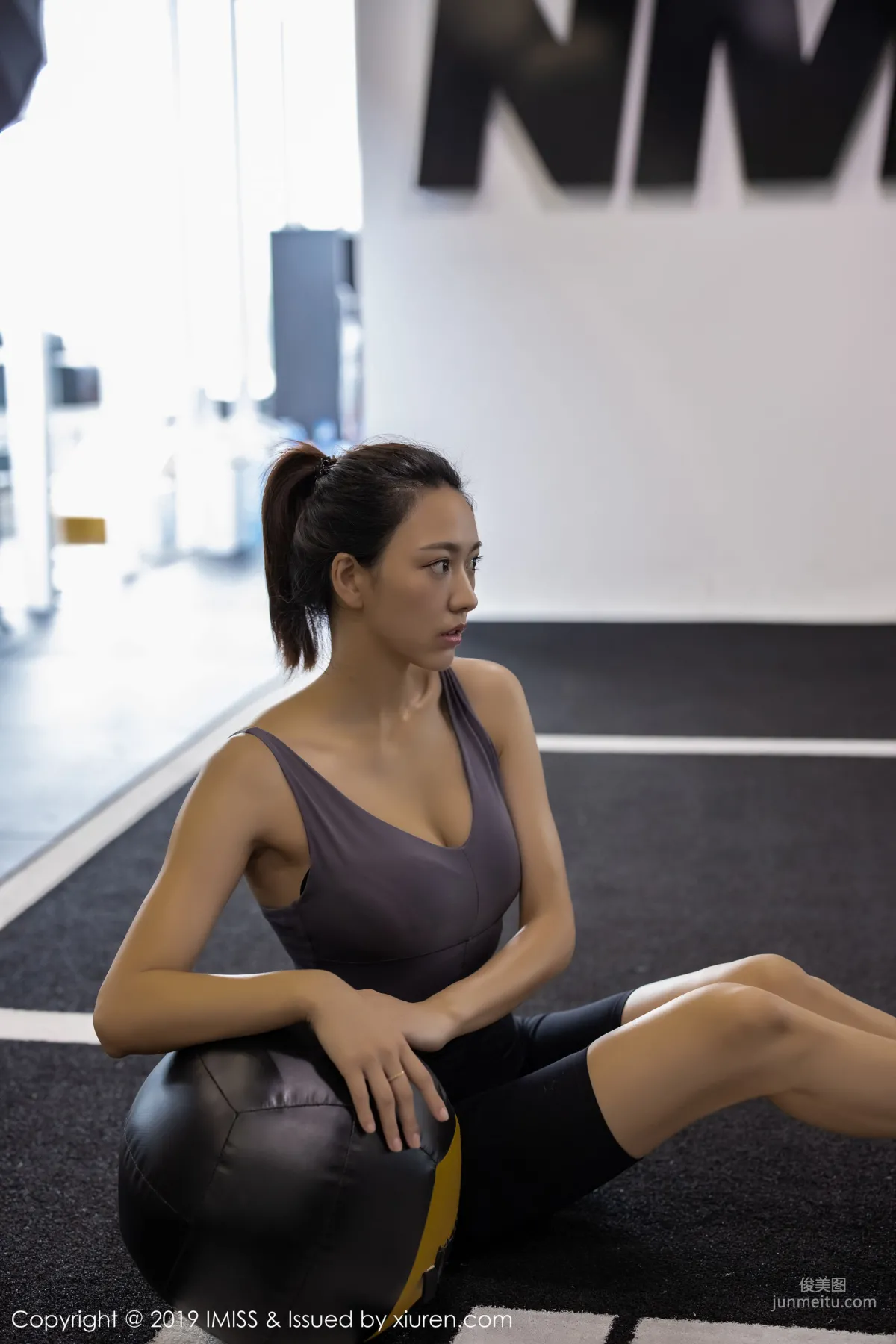 Yan Er, Gym Sports Style Series [IMISS] Vol.396 Photo Set photo 16