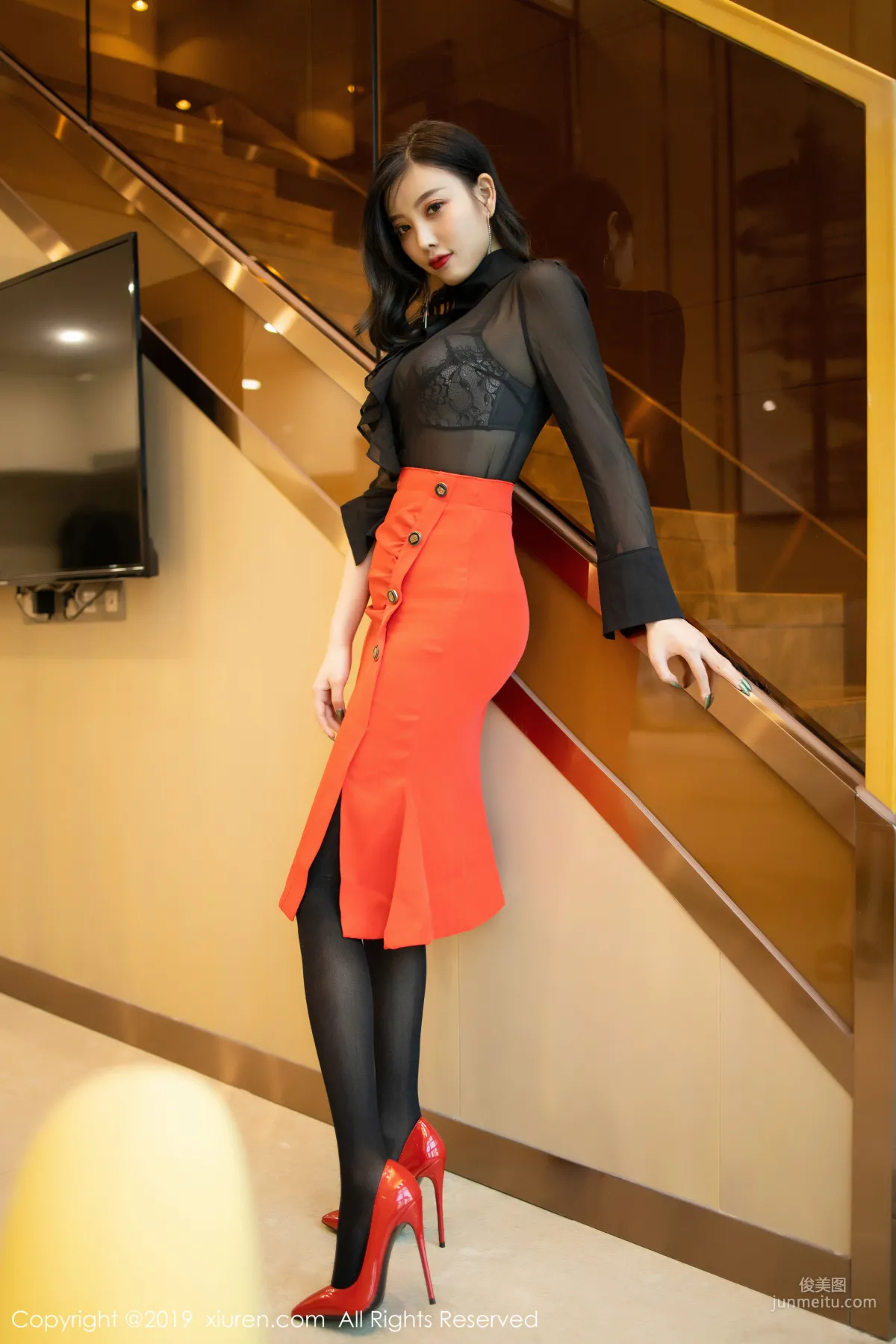 Yang Chenchen sugar, Gorgeous Yet Sexy Lingerie [XiuRen] No.1778 Photo Set photo 23
