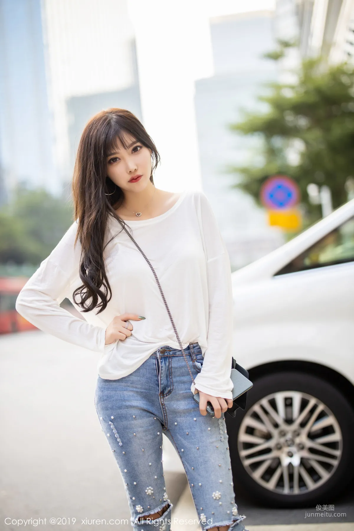 Yang Chenchen sugar "Net Stockings, Beautiful Legs, Curves Temptation" [XiuRen] No.1746 Photo Set photo 7
