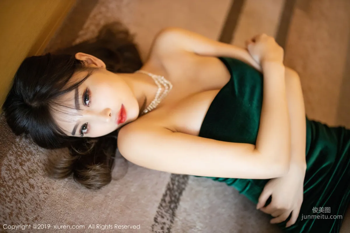 Yang Chenchen sugar, Sexy Tube Top and Stockings [XiuRen] No.1731 Photo Set photo 52
