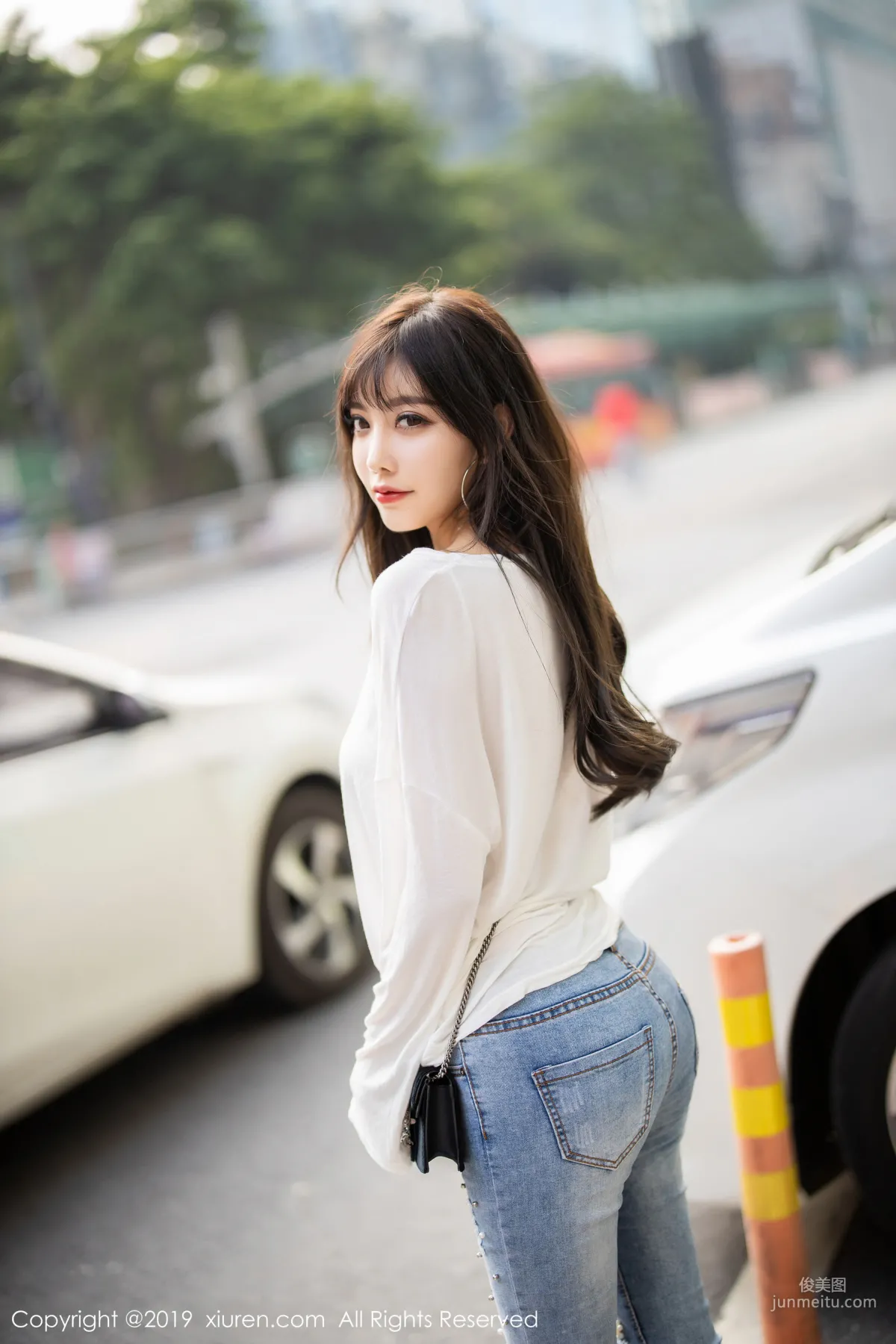 Yang Chenchen sugar "Net Stockings, Beautiful Legs, Curves Temptation" [XiuRen] No.1746 Photo Set photo 8