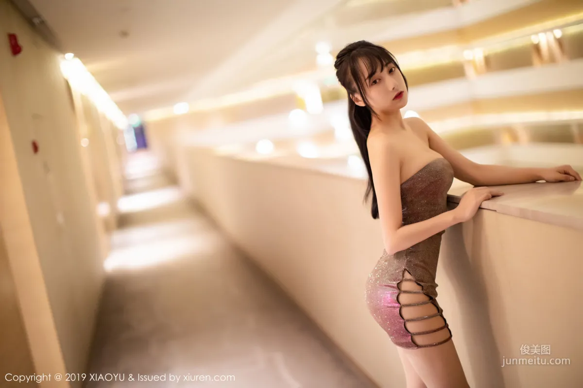 He Jiaying Sexy Flesh-Colored Stockings and Suspender Beautiful Legs Series [XIAOYU] Vol.159 Photo Set photo 10