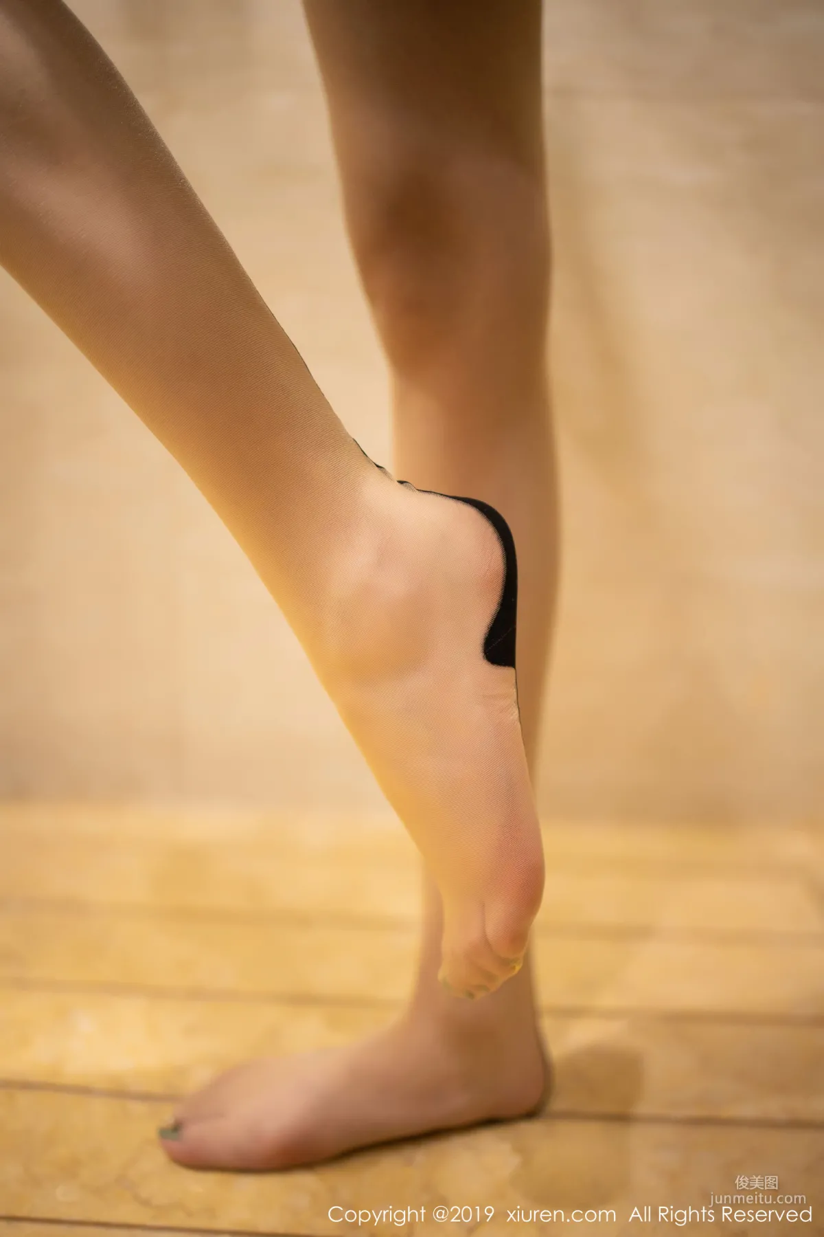 Yang Chenchen sugar, Thoroughly Wet Body and Tempting Stockings Series [XiuRen] No.1797 Photo Set photo 33