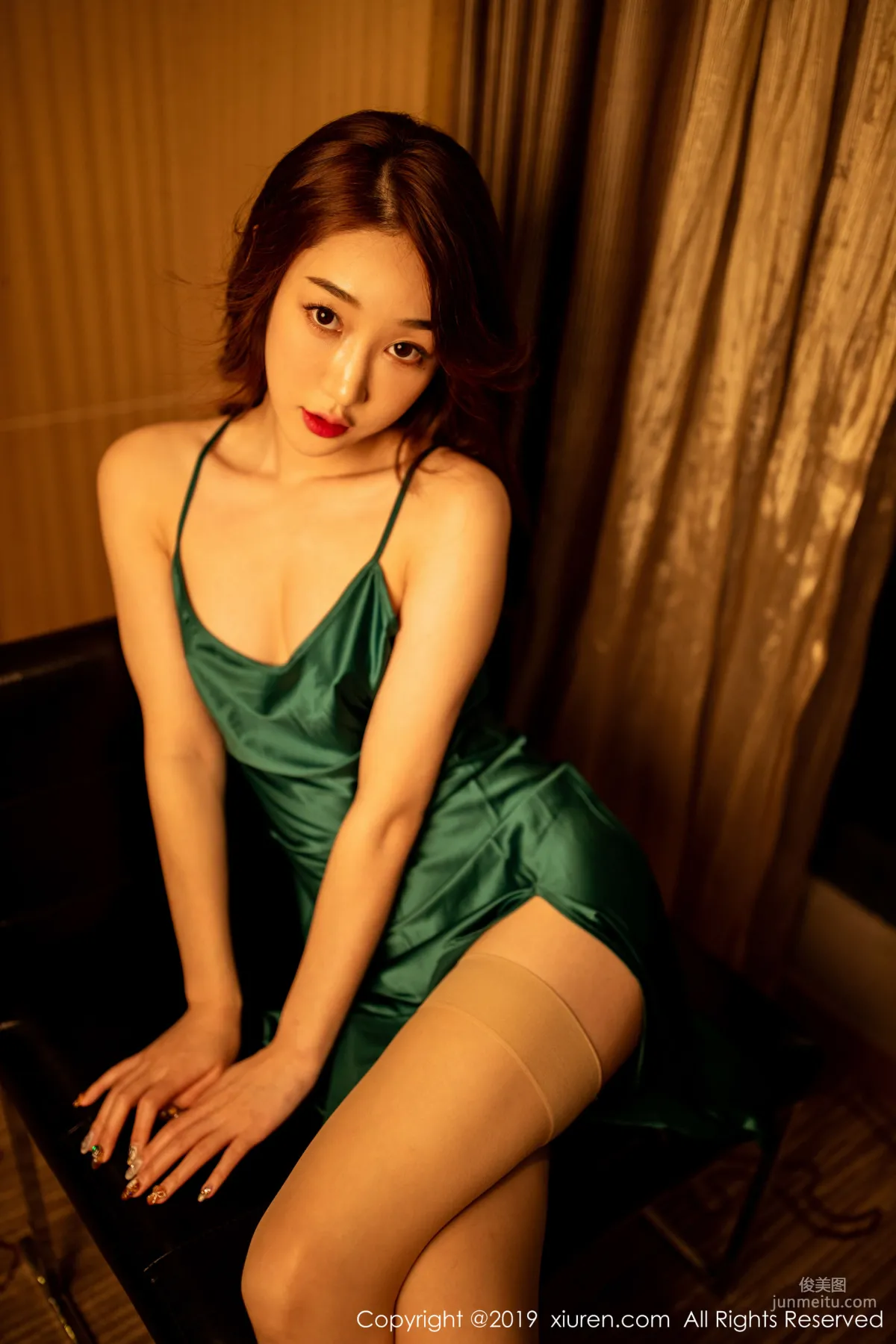 Xiao Jiuyue "Sexy Suspenders and Hazy Stockings" [XiuRen] No.1756 Photo Set photo 16