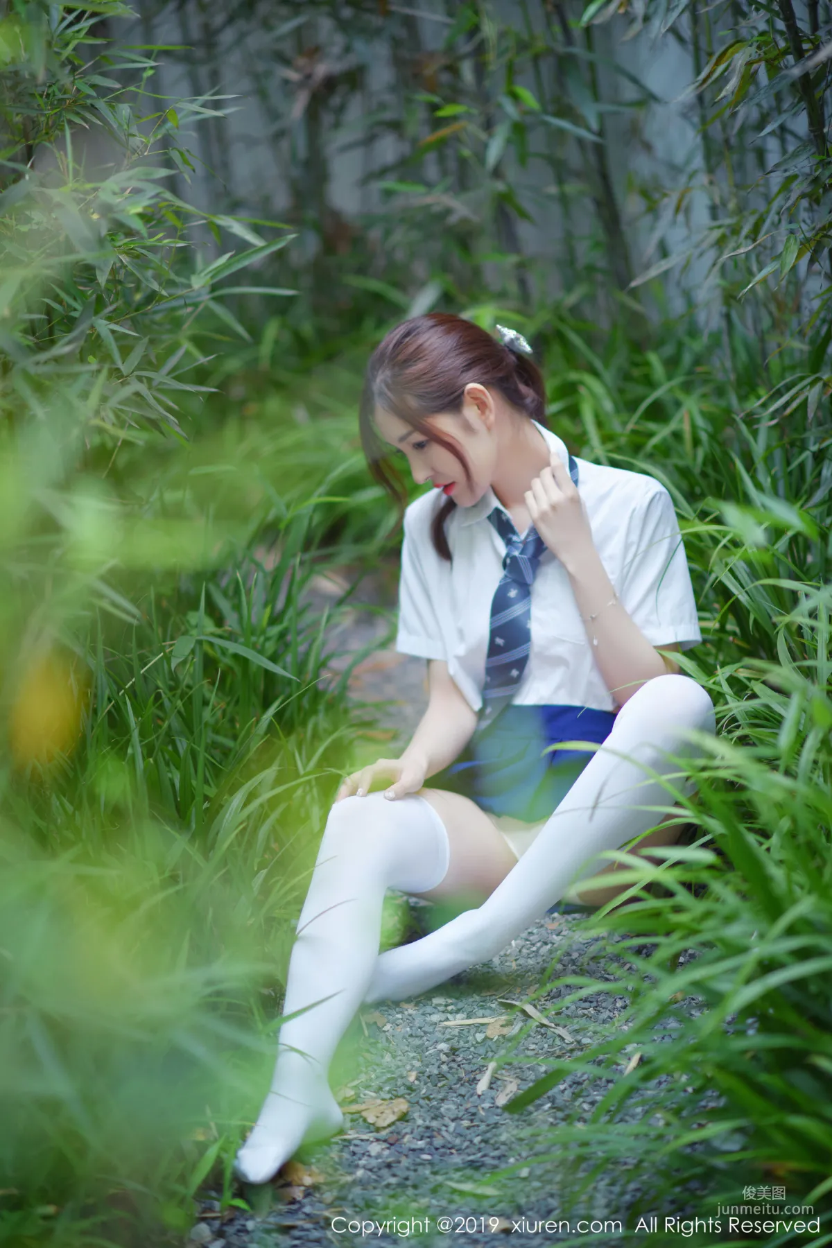 Shen Mengyao, Outdoor Bamboo Forest Shoot [XiuRen] No.1733 Photo Set photo 2