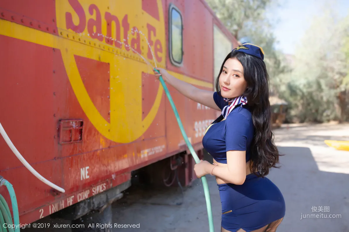 Ma Luna, Real Train Attendant Real Roleplay [XiuRen] No.1755 Photo Set photo 18